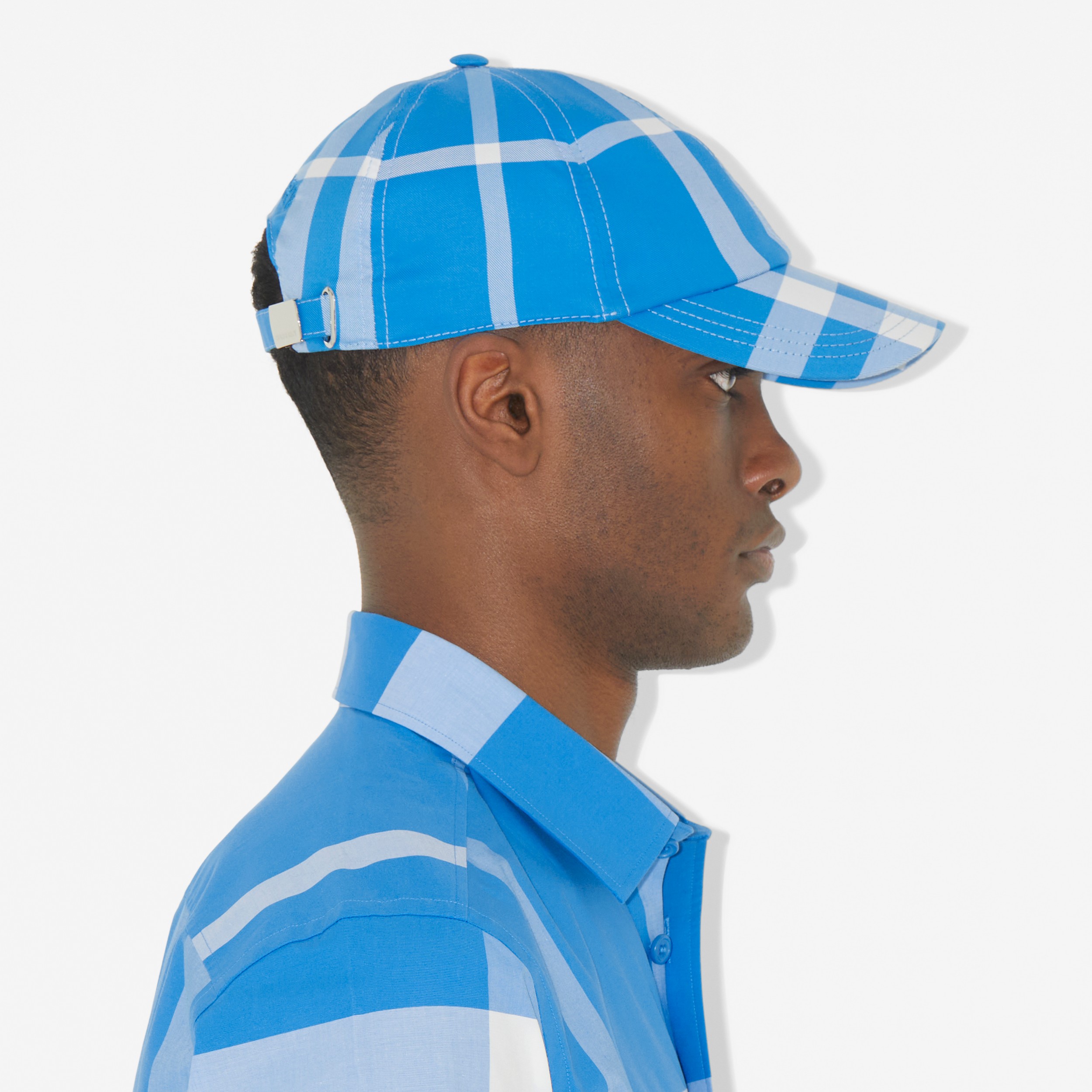 Gorra de béisbol en sarga de algodón a cuadros (Azul Vivo) | Burberry® oficial - 4