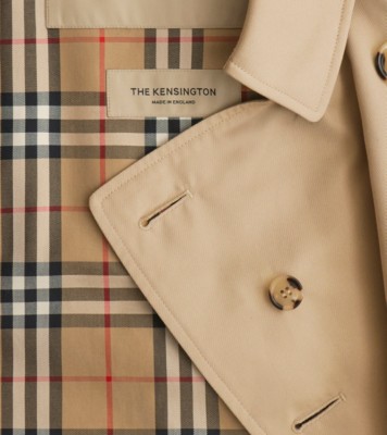 D79002B7-C875-4305-8556-