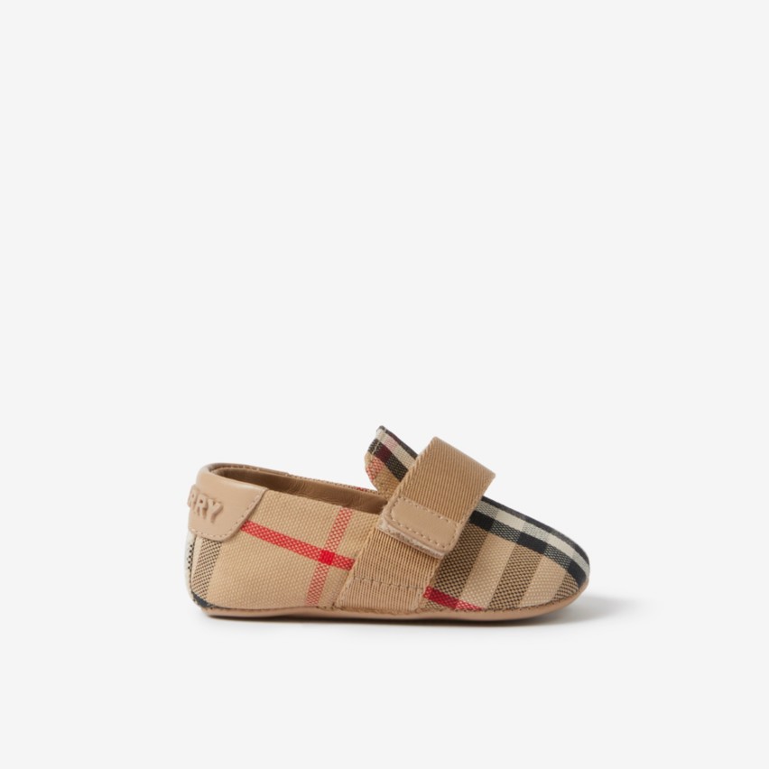 Tiny Style: Infant Boy Burberry Shoes