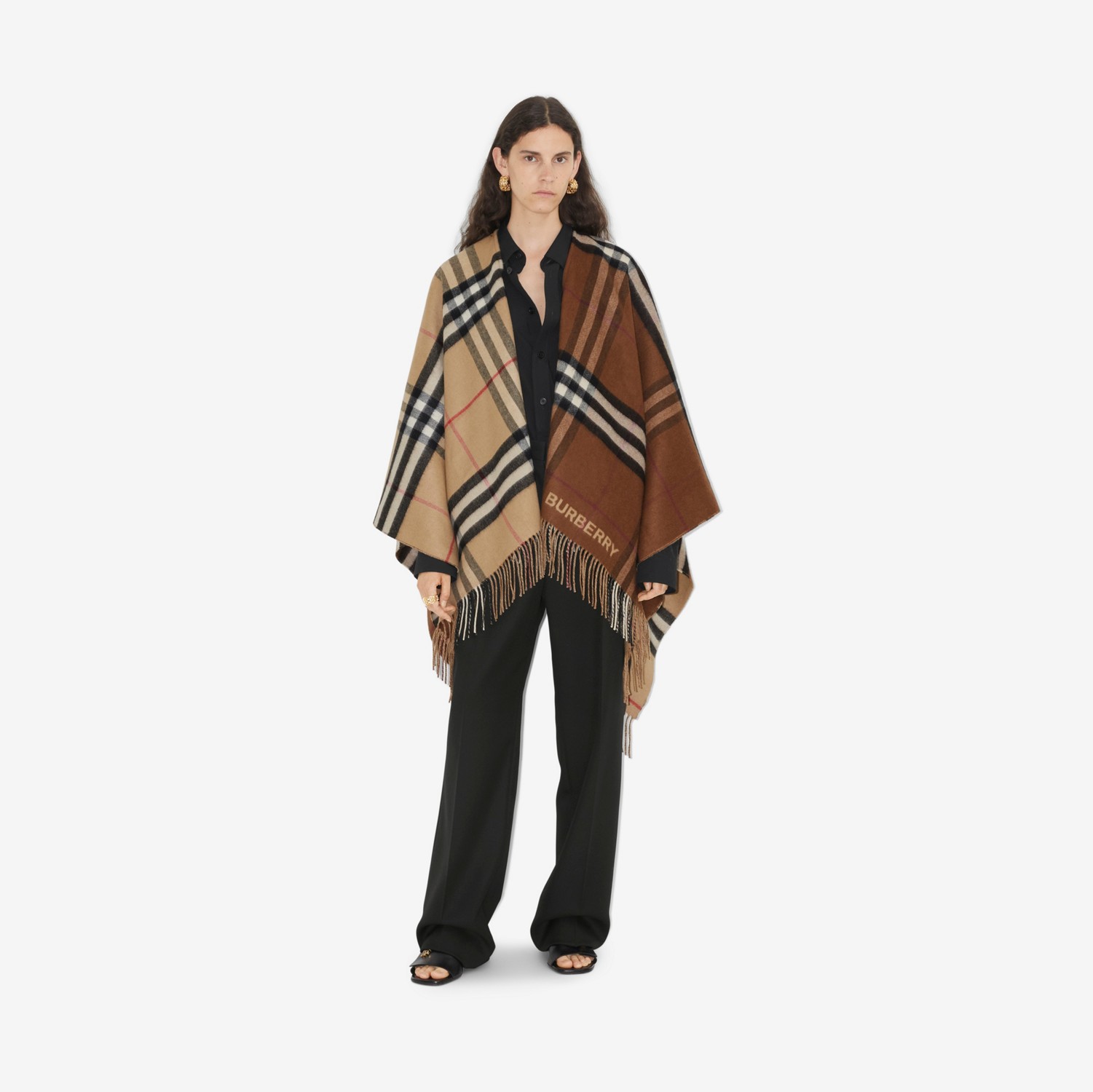 Capa de lã e cashmere com xadrez contrastante (Bege Clássico/marrom Bétula Escuro) | Burberry® oficial