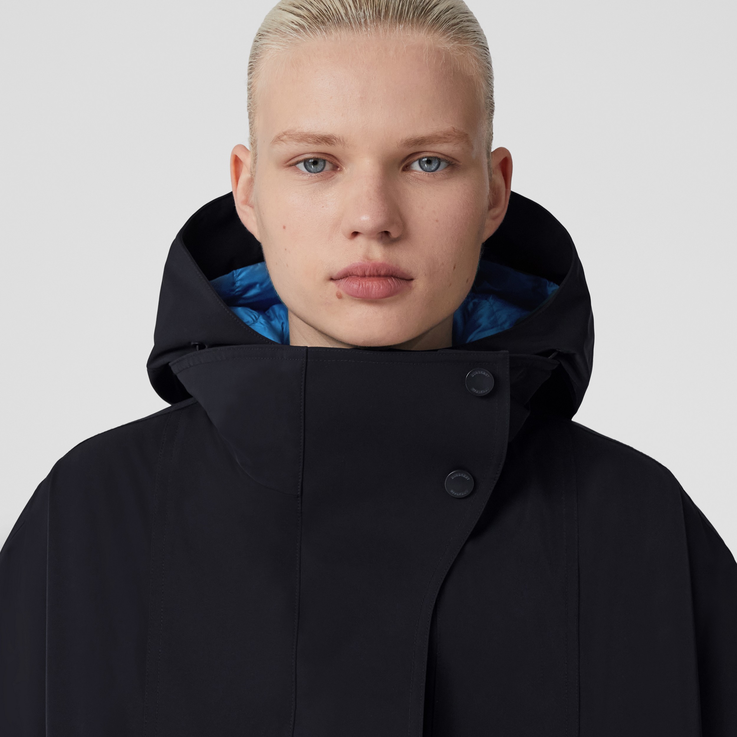 Down-filled Lightweight Hooded Cape in Dark Charcoal Blue - Women | Burberry® Official - 2