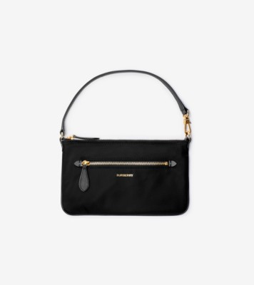 D8BA099C-E62A-4358-B828-