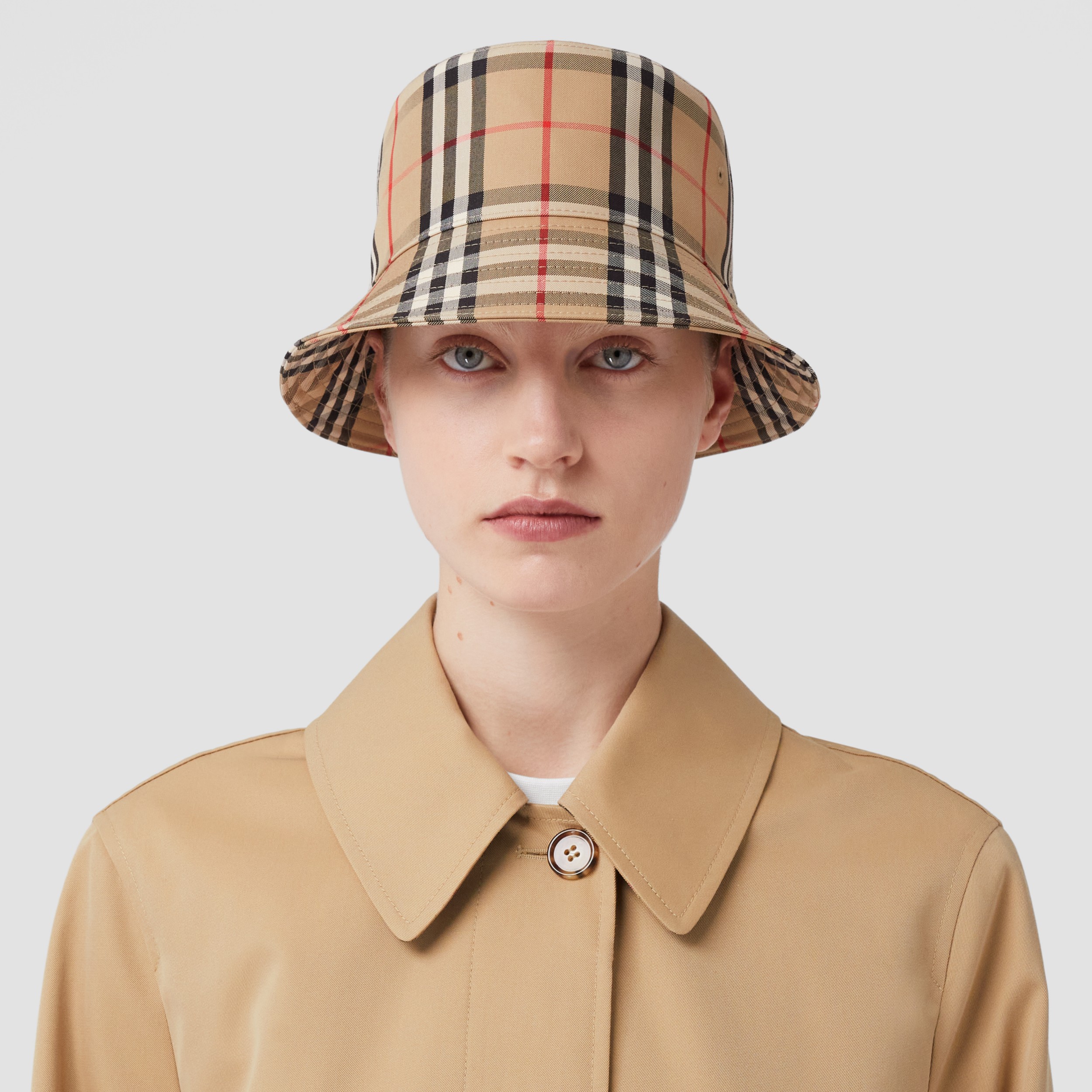 Vintage Check Technical Cotton Bucket Hat in Archive Beige