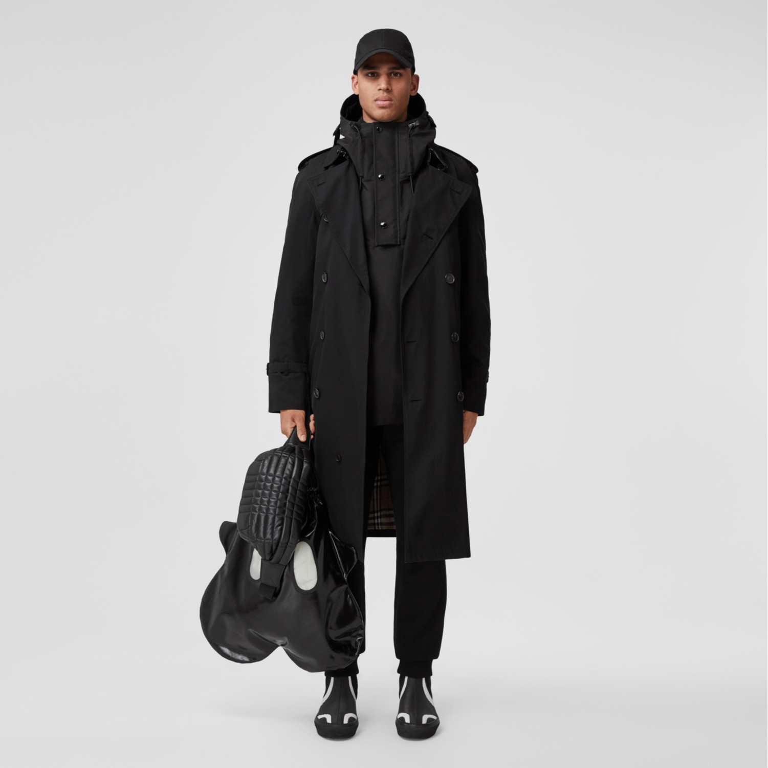 Burberry man in black new arrivals