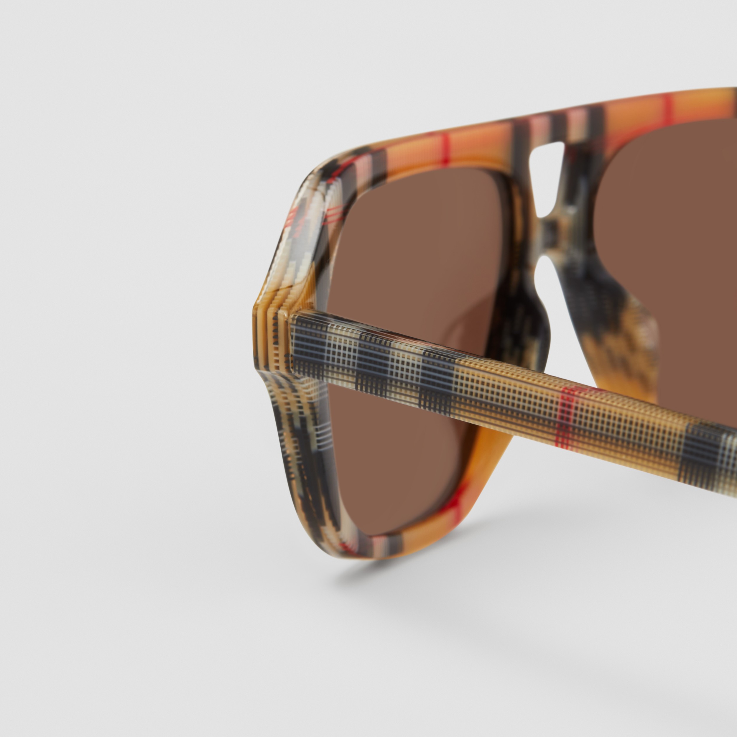 Vintage Check Navigator Sunglasses in Antique Yellow Children