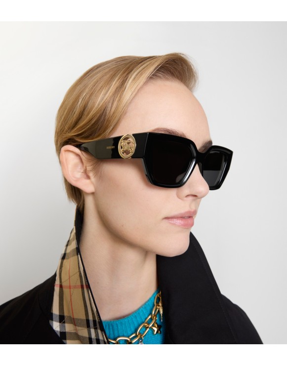 ウィメンズ デザイナーサングラス | Burberry® 公式サイト