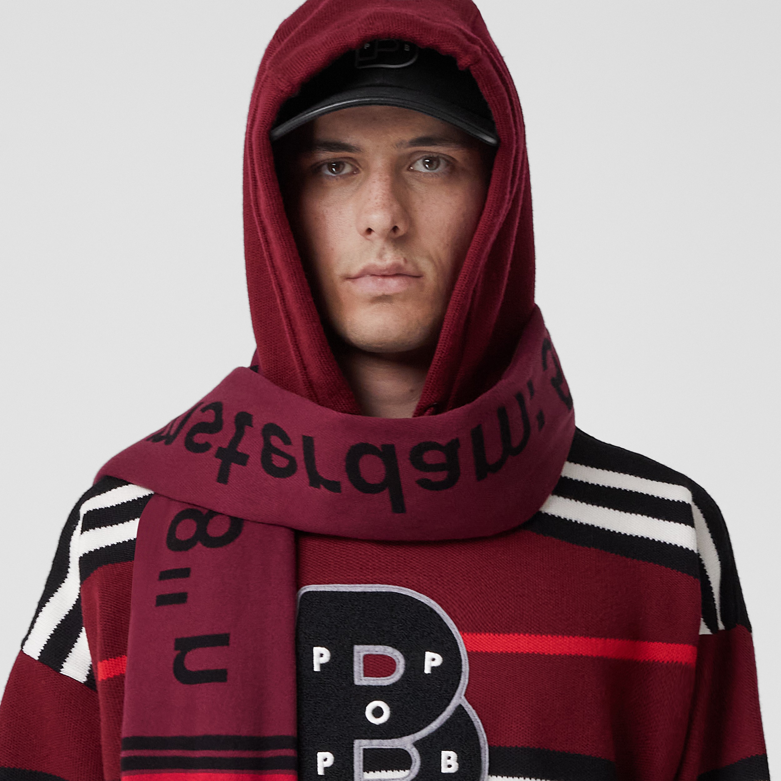 Coordinates Cotton Jacquard Scarf in Black/red | Burberry® Official - 3