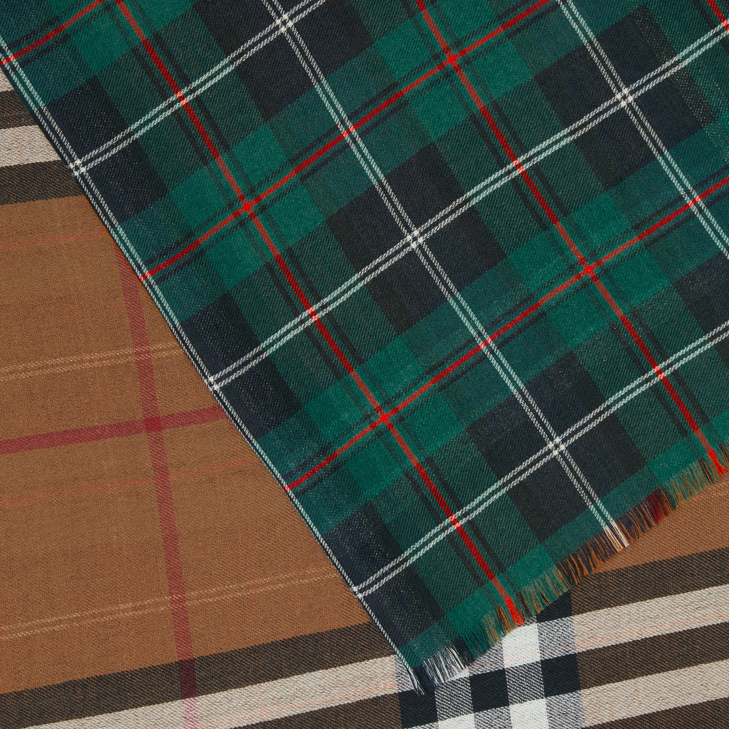 Reversible Check Lightweight Cashmere Scarf in Multicolour | Burberry® Official - 2