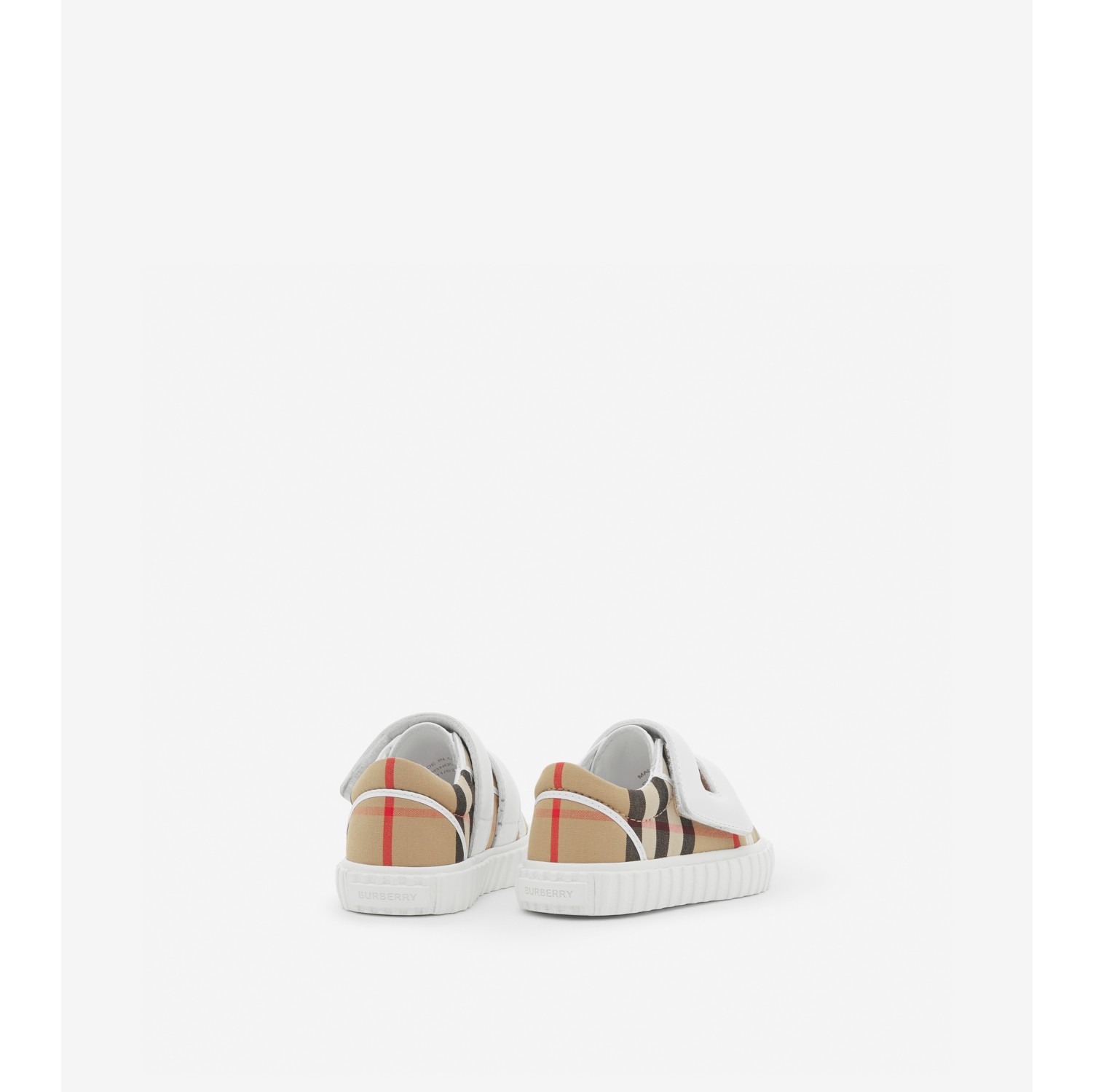 Burberry sandals store kids 2015