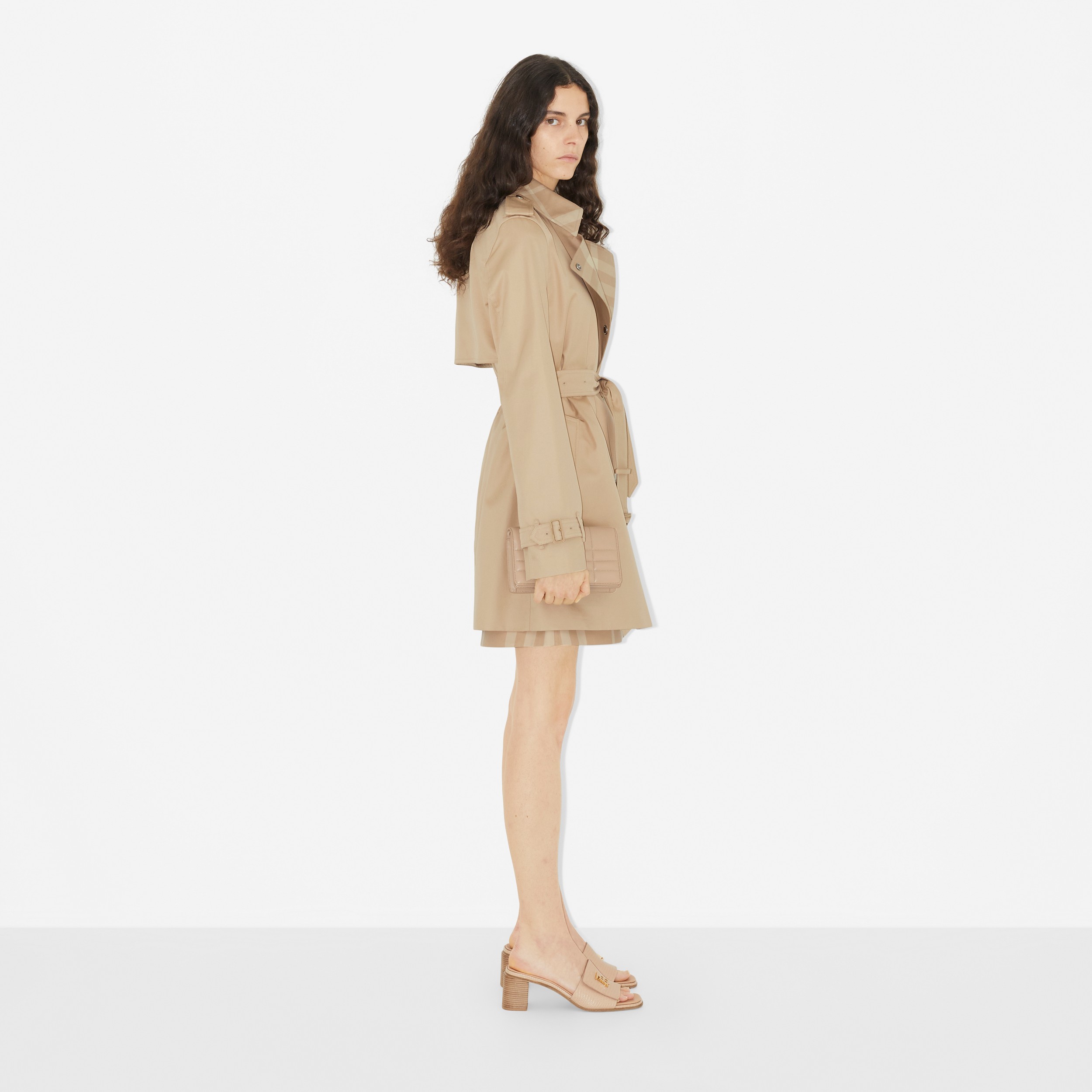 Trench coat en algodón de gabardina con paneles Check (Rosa Beige Suave) - Mujer | Burberry® oficial - 3