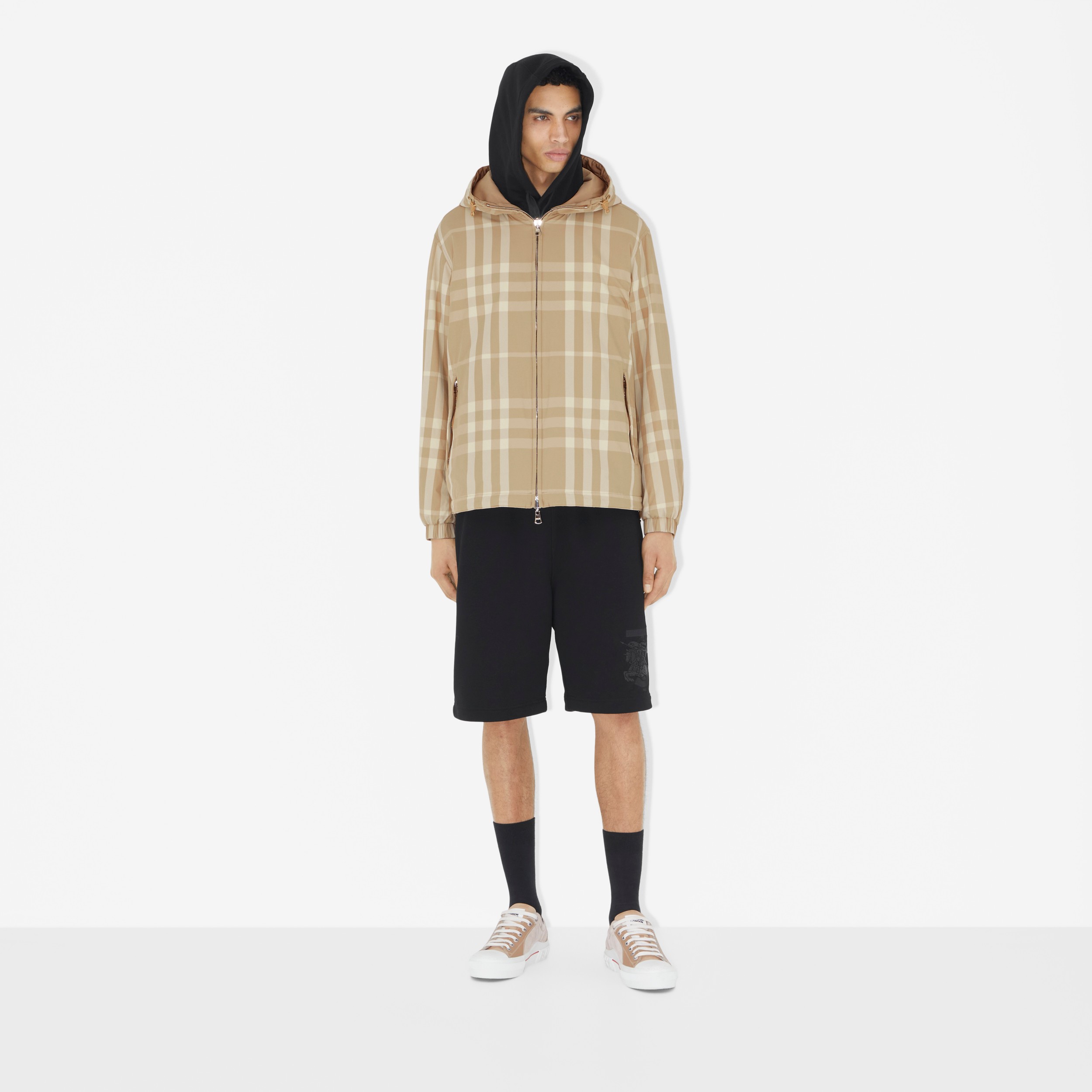双面两穿格纹尼龙连帽外套 (柔黄褐色) - 男士 | Burberry® 博柏利官网 - 2