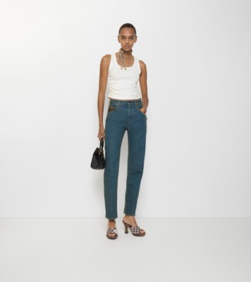 DE6E704B-1297-47F9-B79F-