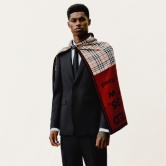 Burberry s'engage pour la jeunesse