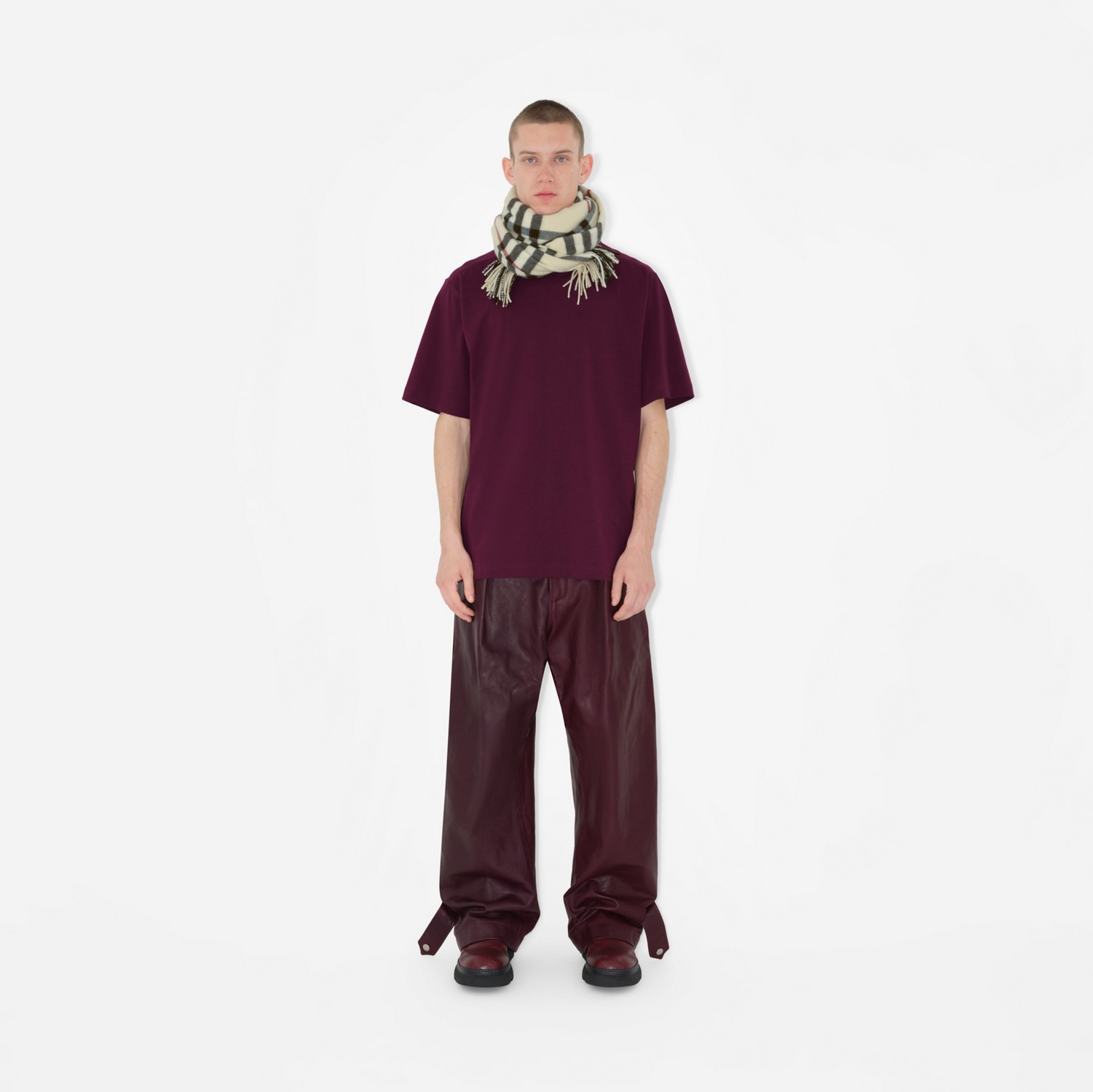 ワイド チェック カシミアスカーフ (ストーン) | Burberry®公式 ワイド チェック カシミアスカーフ (ストーン) | Burberry®公式