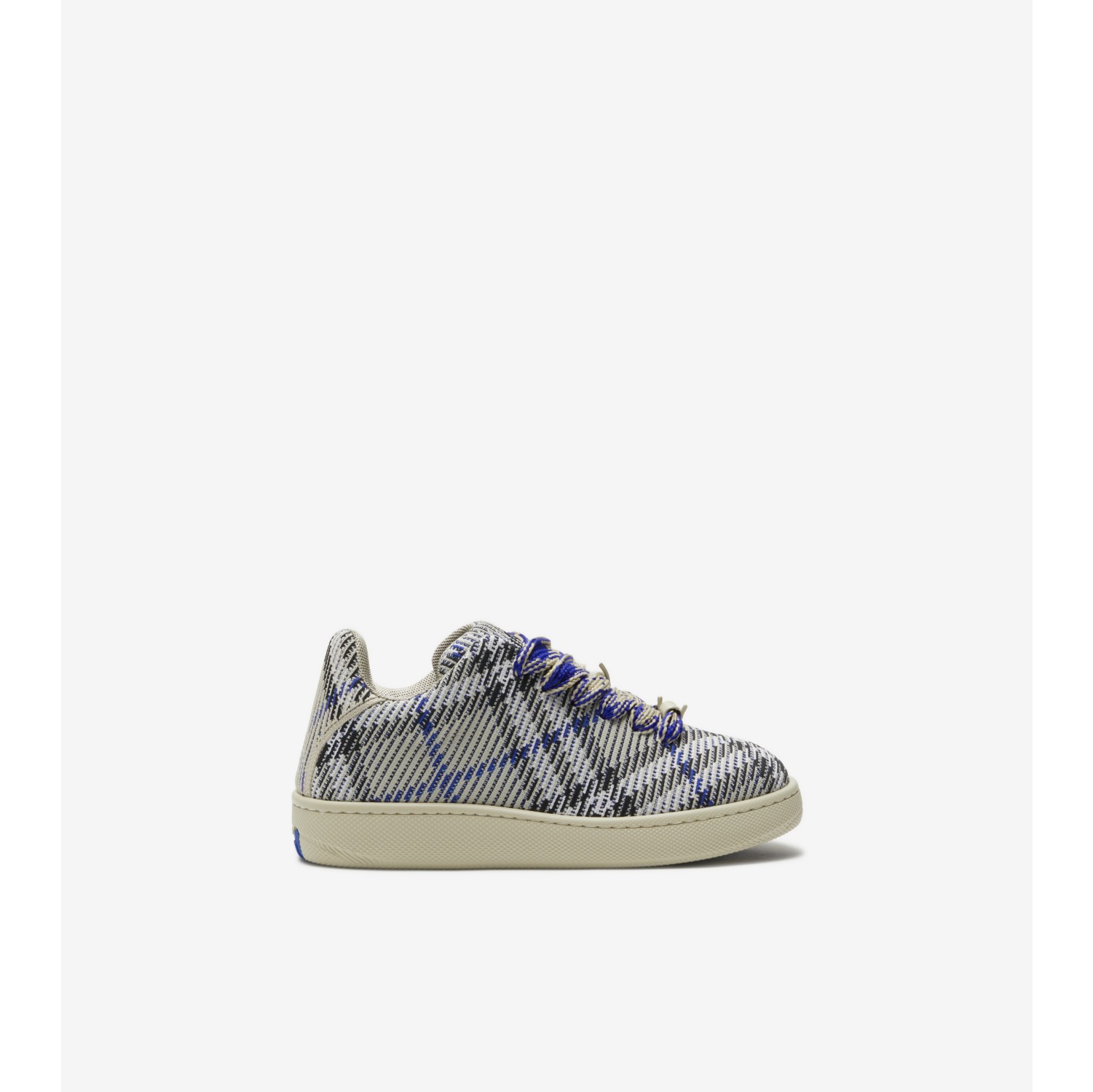 Burberry x converse uk hotsell