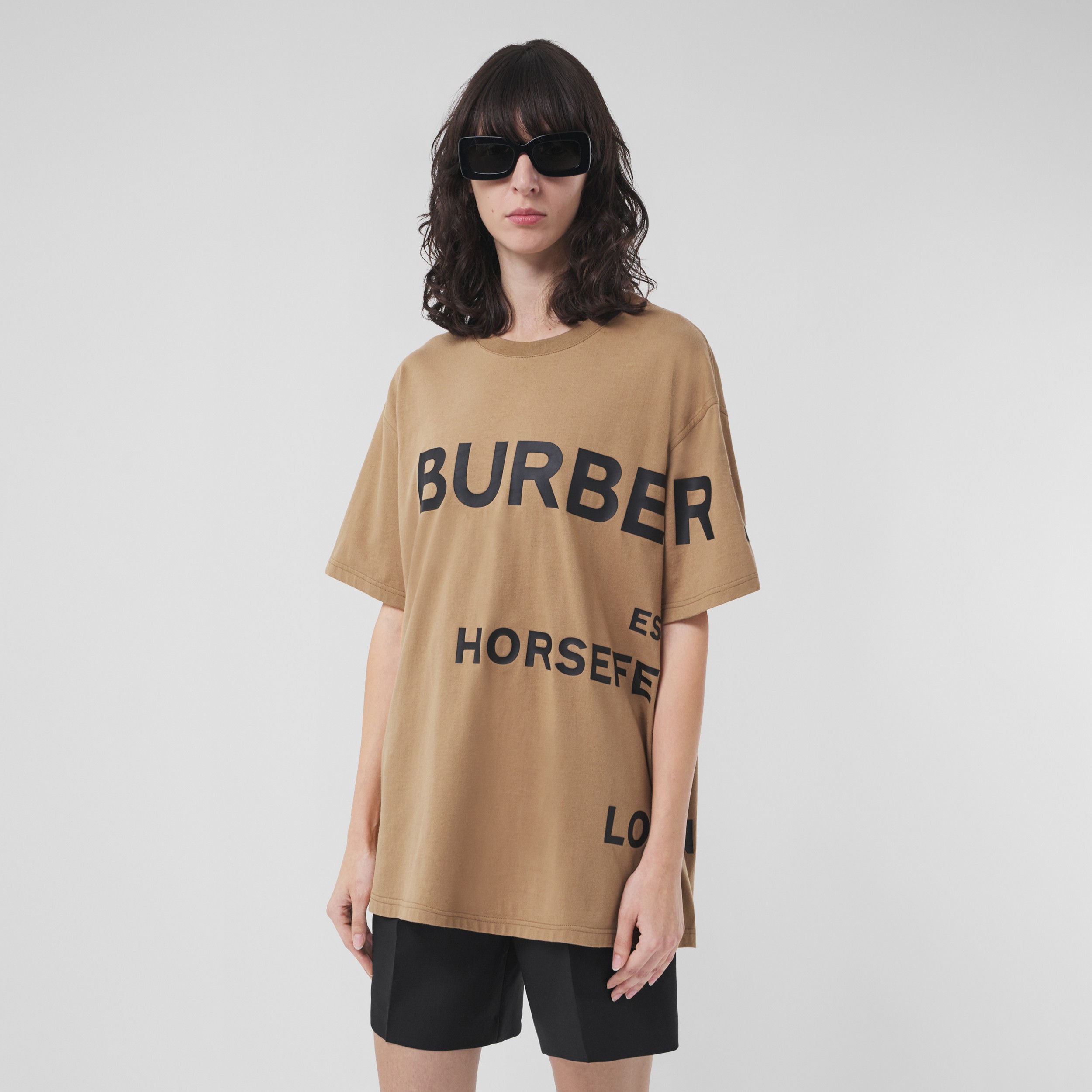 Horseferry Print Cotton Oversized T-shirt in Camel - Women | Burberry® Official - 4