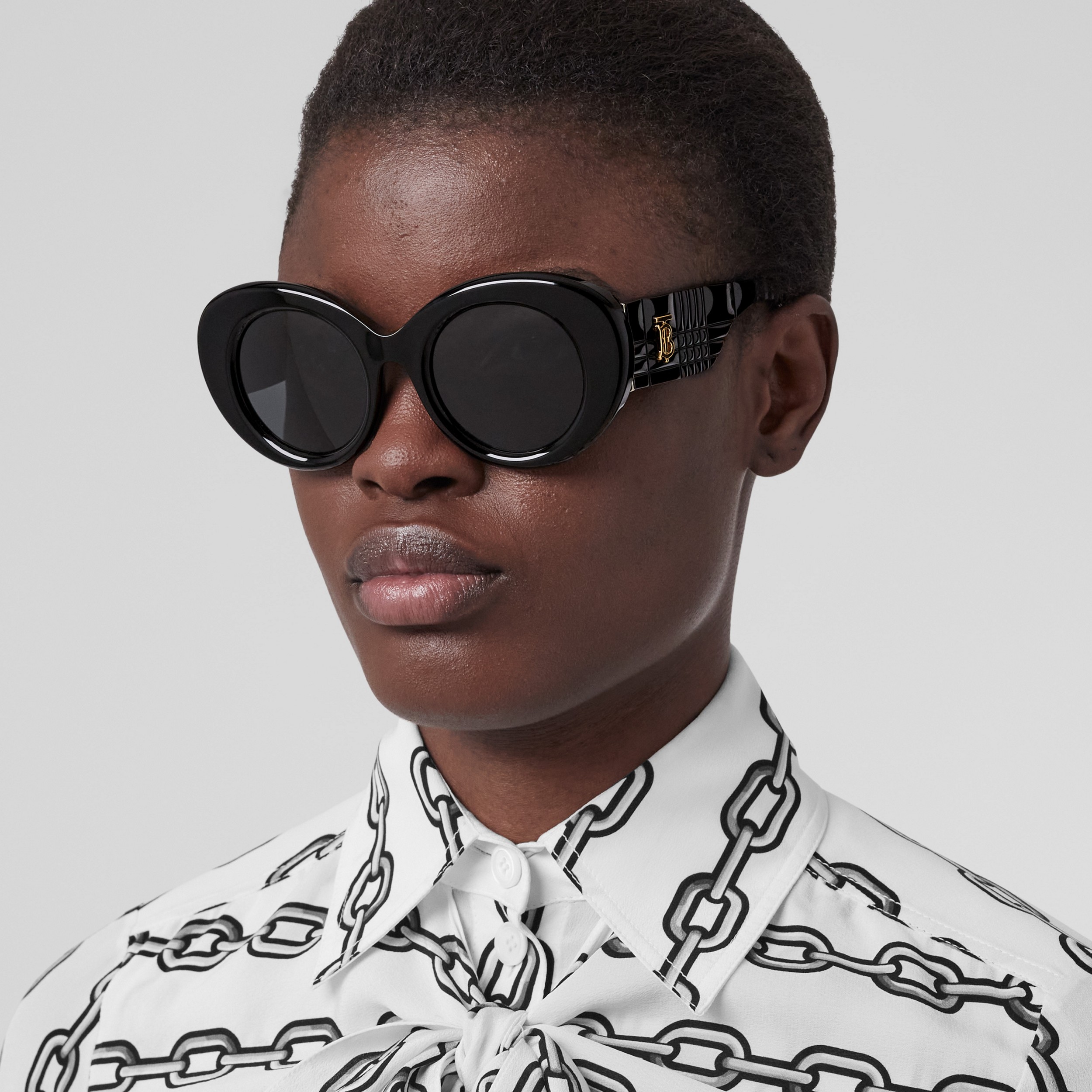 Monogram Motif Oversized Round Frame Lola Sunglasses in Black/black - Women | Burberry® Official - 3