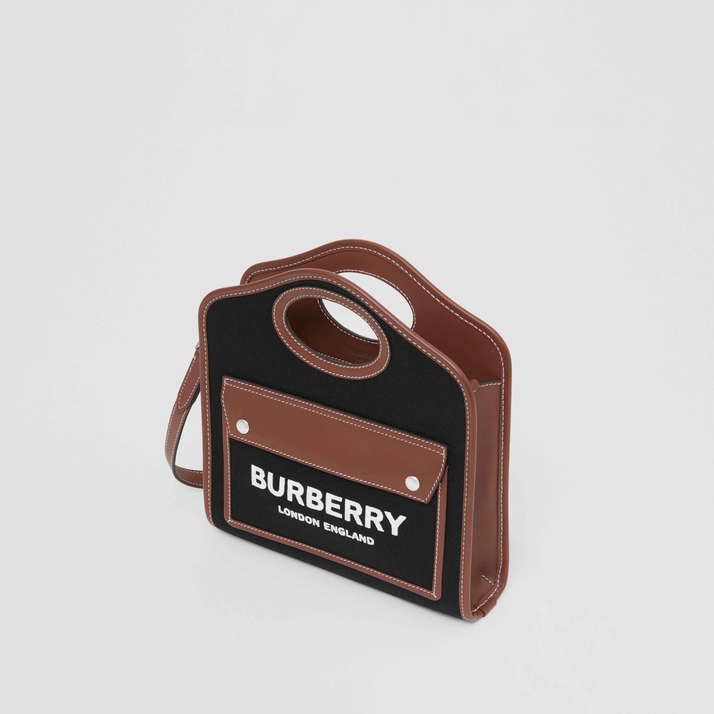 Pocket Bag „Note“ aus technischer Baumwolle und Leder im Kleinformat (Schwarz/hellbraun) - Damen | Burberry® - 4