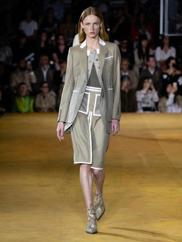 prangende Passende Tegne forsikring Runway Looks | Burberry