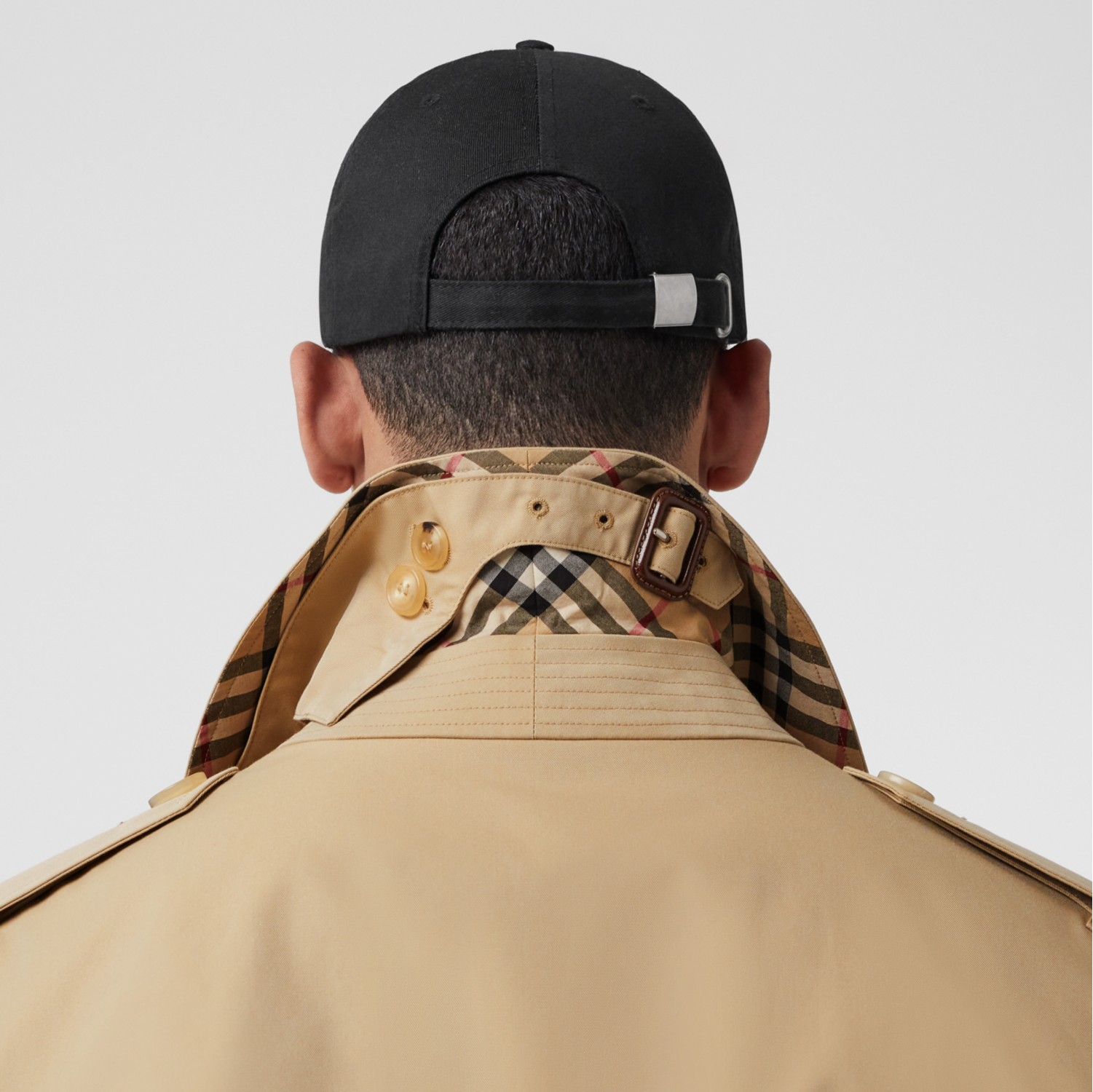 burberry the short wimbledon trench coat