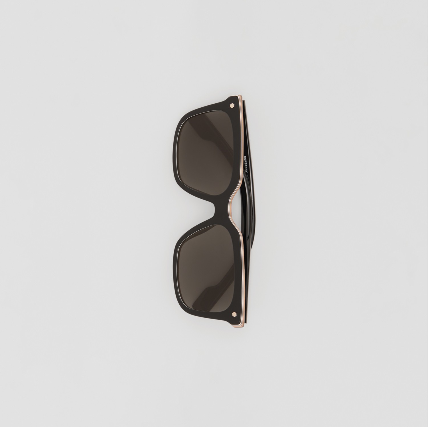 Burberry best sale sunglasses 4270