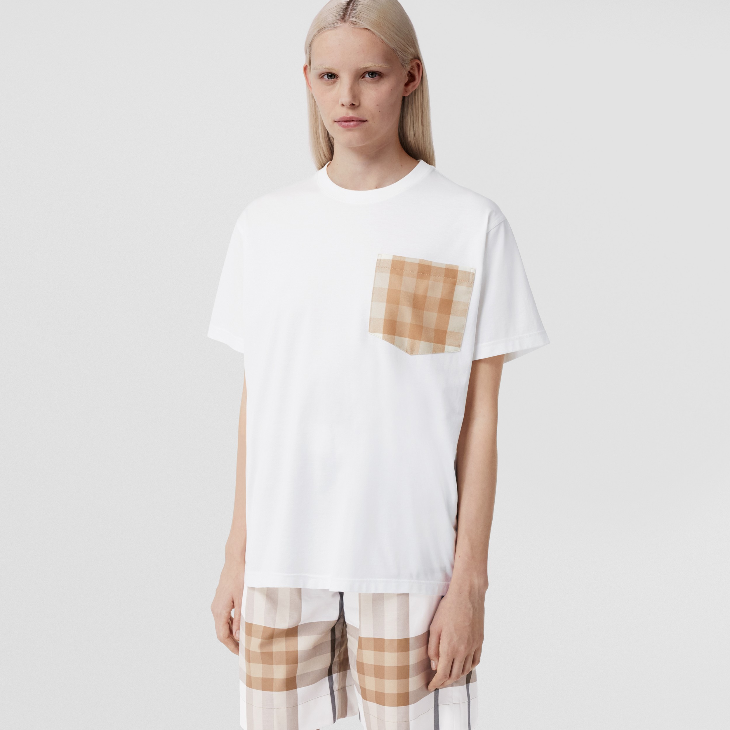Oversize-Baumwoll-T-Shirt mit Karotasche (Weiß) - Damen | Burberry® - 1