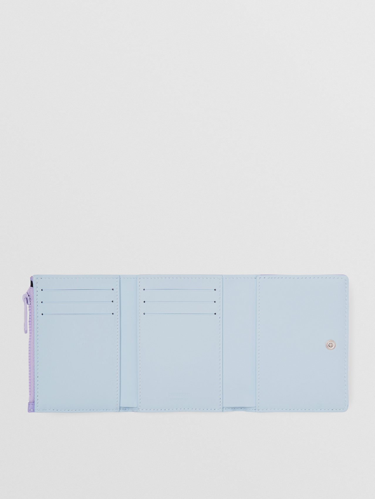 Складной бумажник Lola из кожи ягненка, компактный размер in Нежно-фиолетовый
