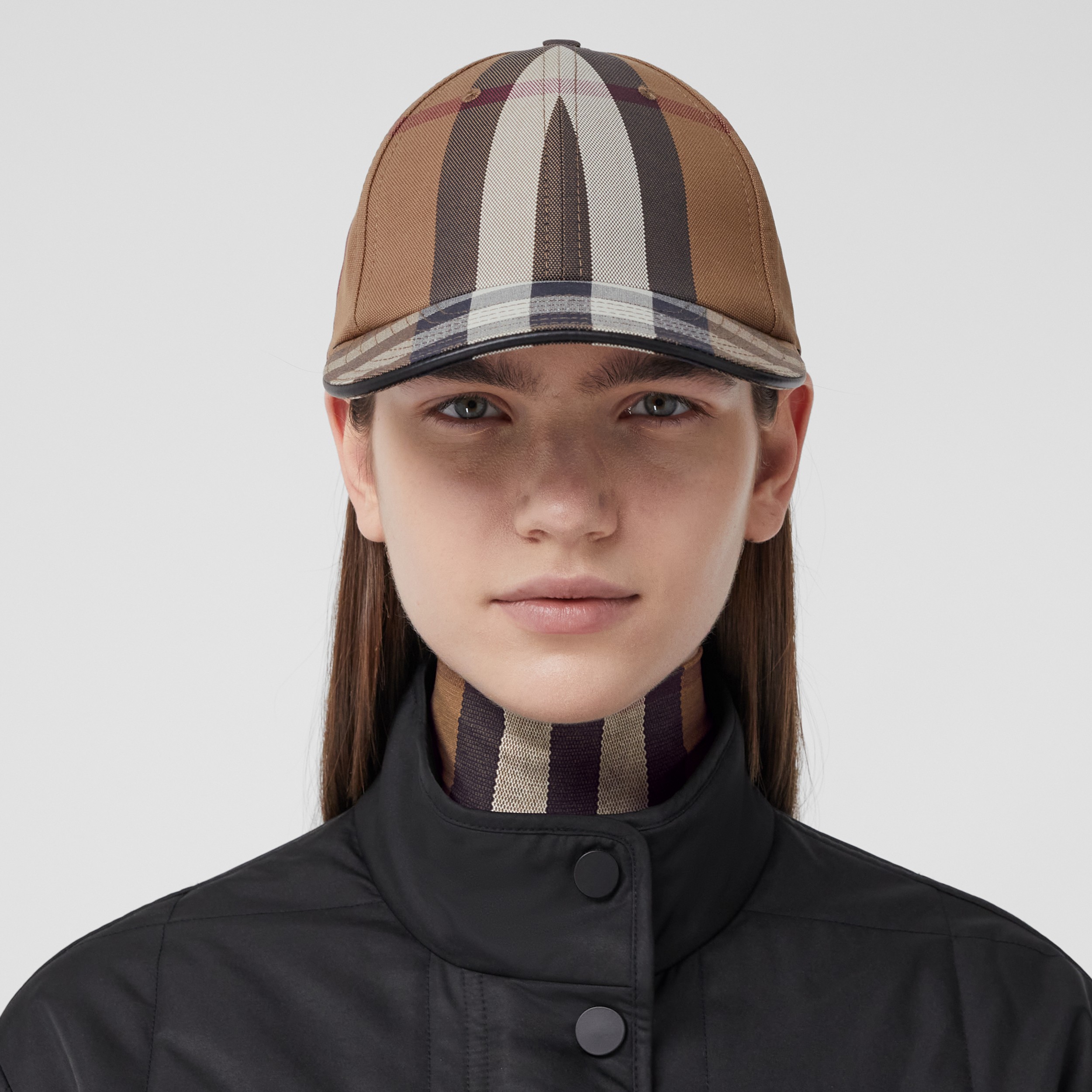 Logo Detail Exaggerated Check Cotton Baseball Cap in Birch Brown | Burberry® Official - 2
