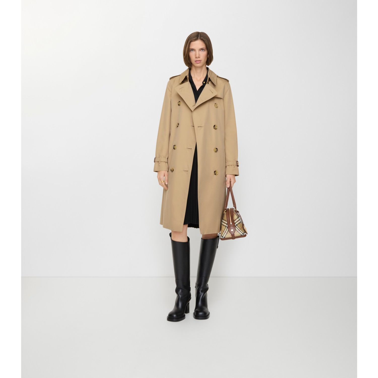 Long Kensington Heritage Trench Coat in Honey - Women, Cotton
