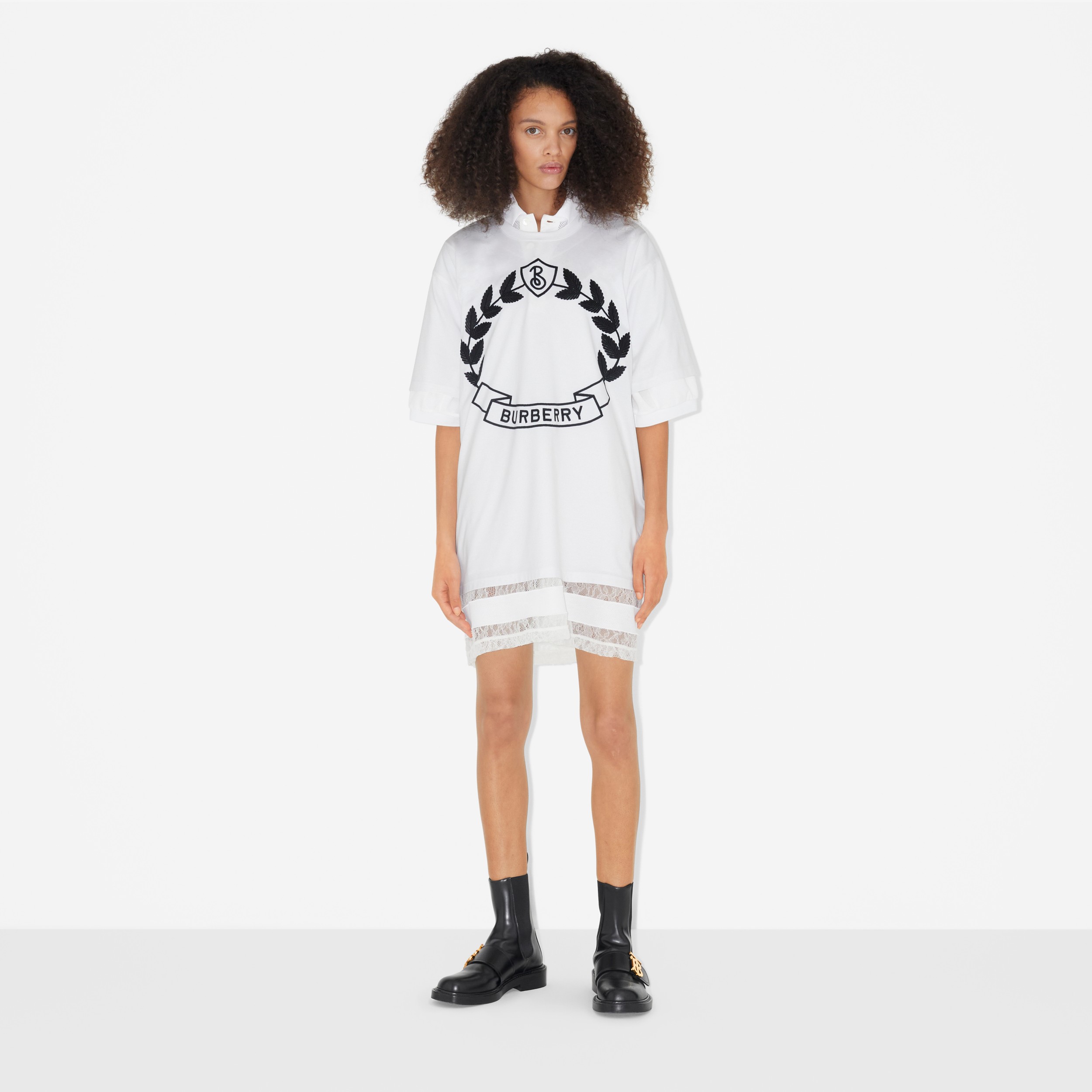 Oak Leaf Crest Cotton Oversized T-shirt in White - Women | Burberry® Official - 2