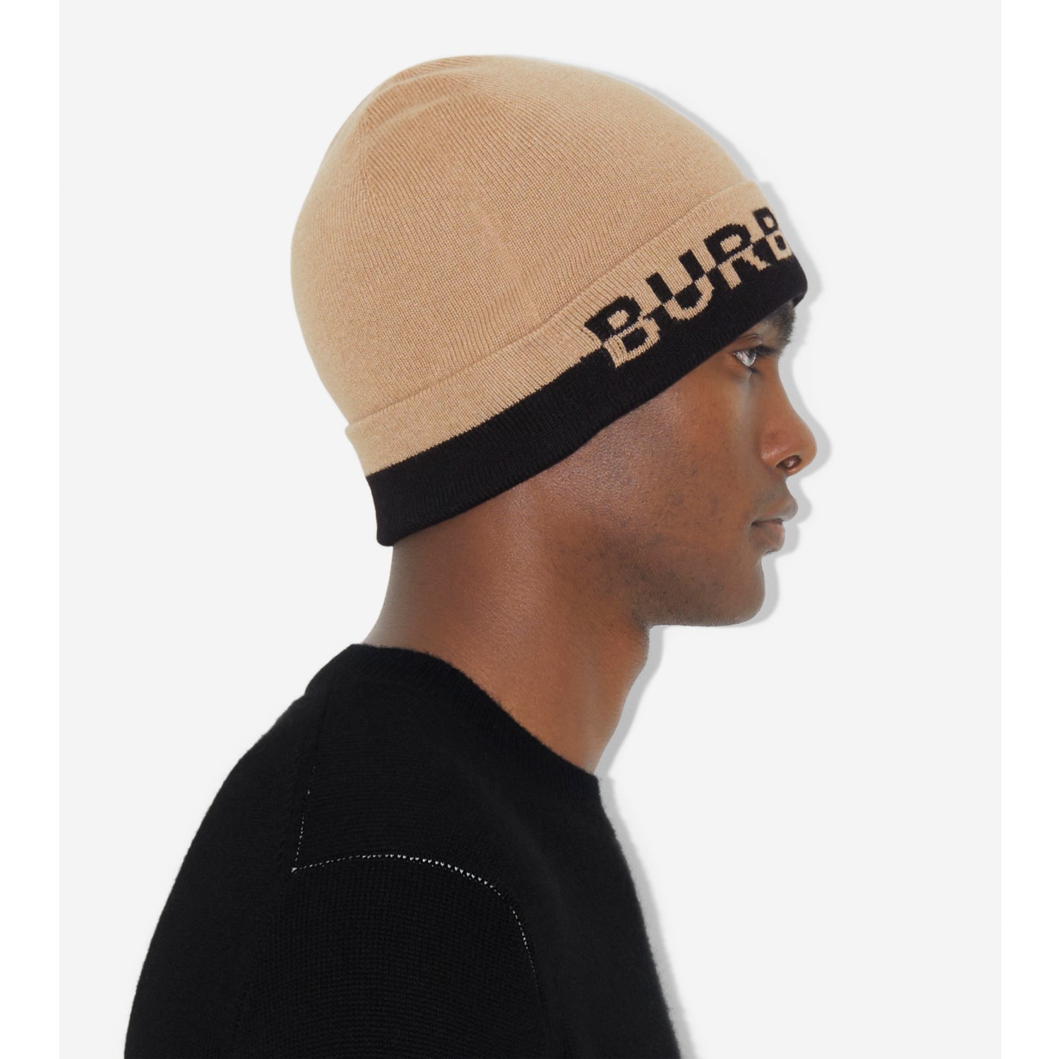 Burberry store beanie mens