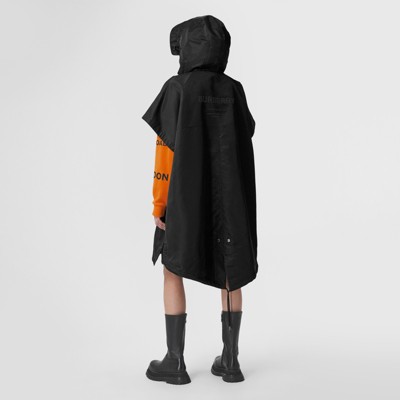 cape noire capuche femme