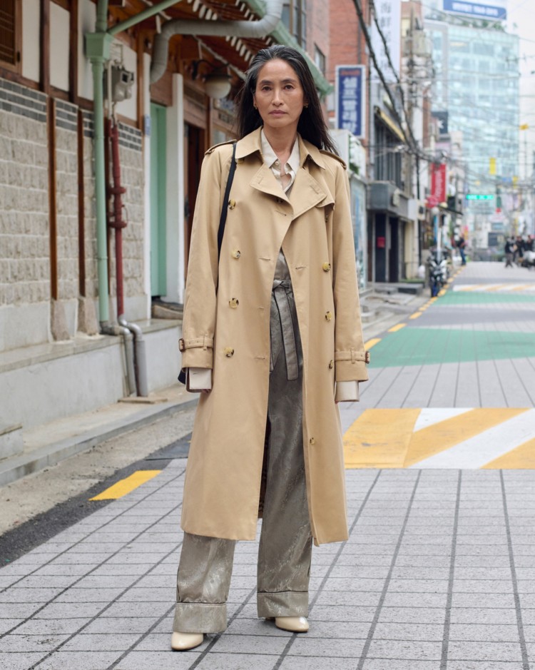 Burberry トレンチコート　ベイリー ロング ウォータールー ヘリテージ トレンチコート (ハニーベージュ