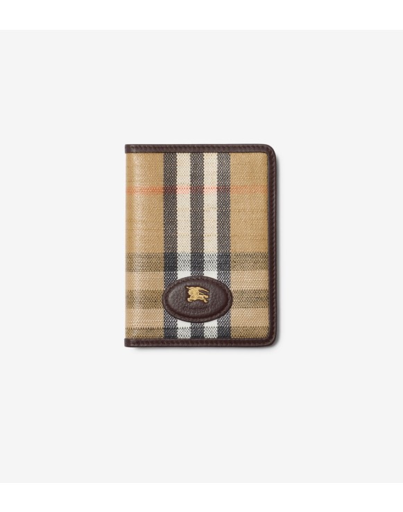 Highlands Passport Holder