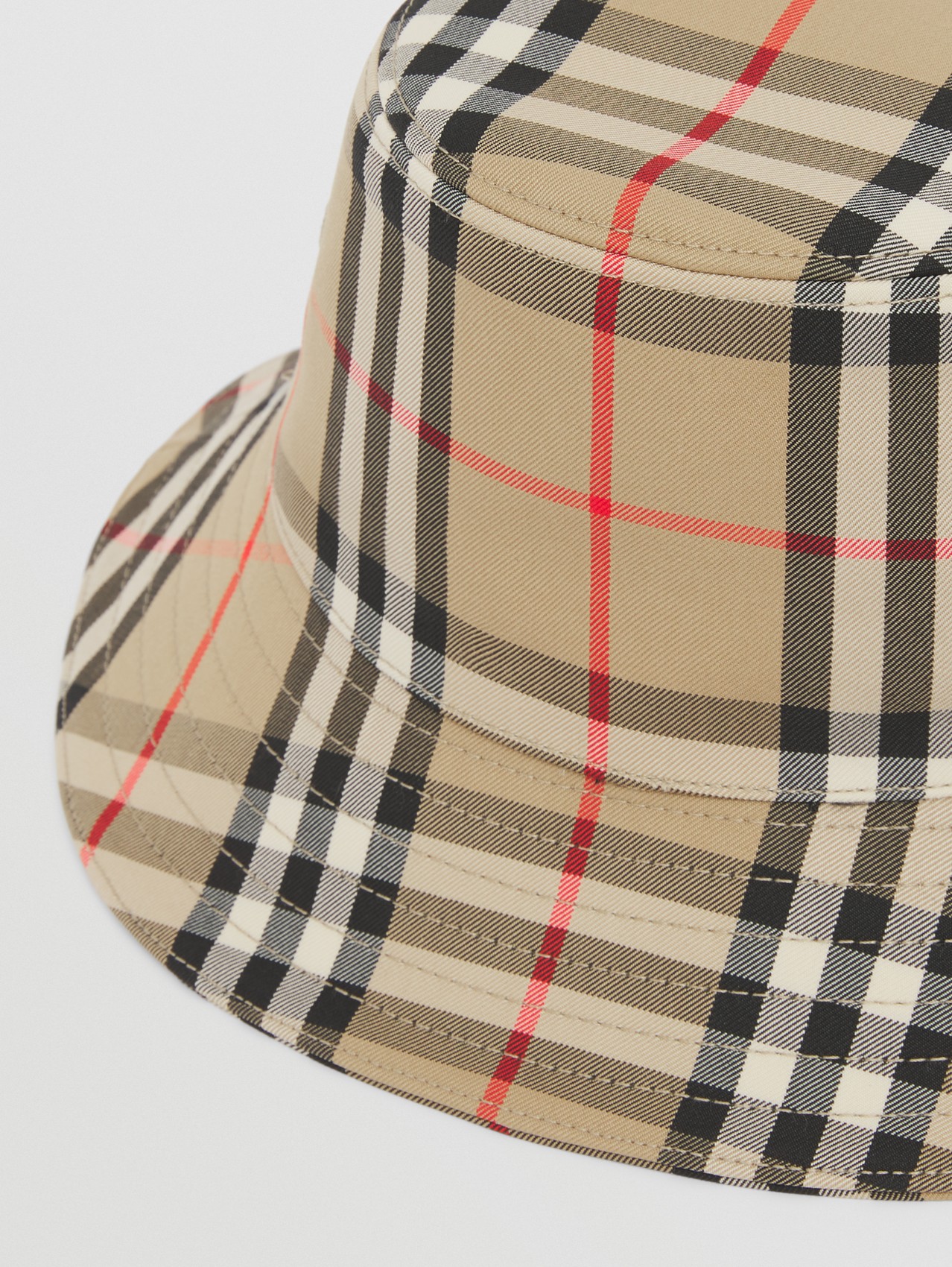 チルドレンズ 帽子＆ソックス | Burberry® 公式サイト