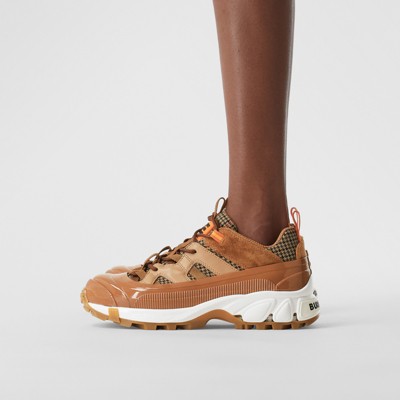 burberry arthur check sneakers