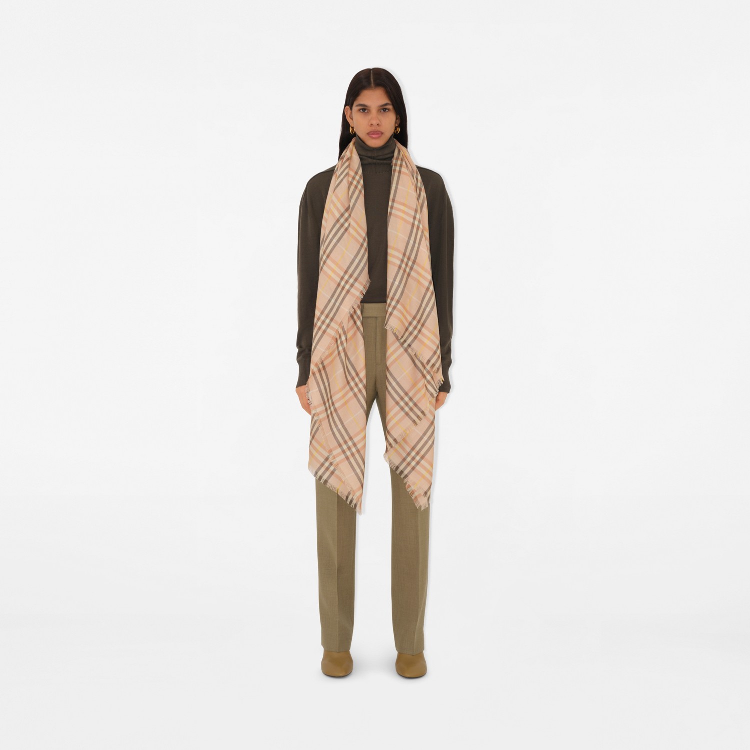チェック カシミアシルクスカーフ (ティーカップ) | Burberry チェック カシミアシルクスカーフ (ティーカップ) | Burberry