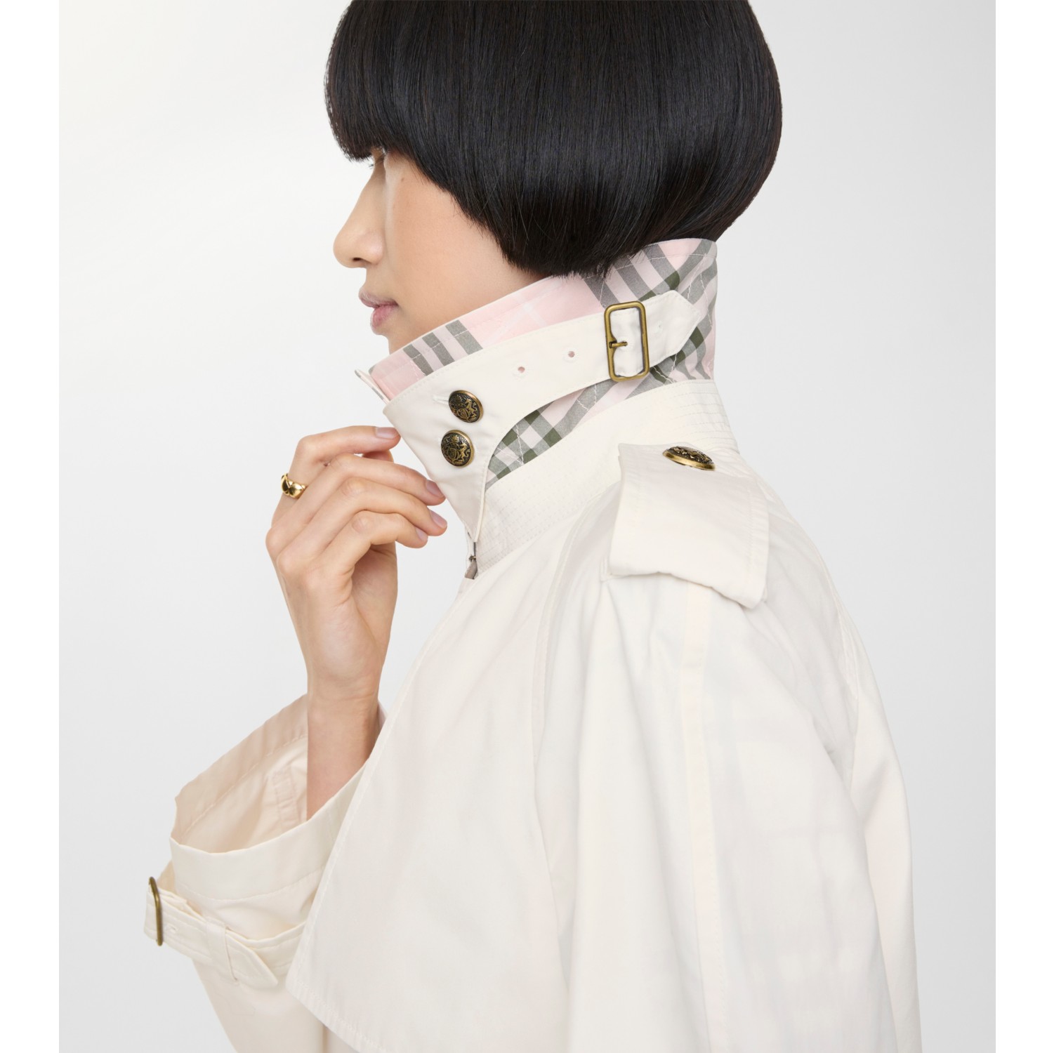 Mid-length Lightweight Cotton Belgravia Trench Coat​ in Seashell white - Women, Cotton Gabardine | Burberry® Official