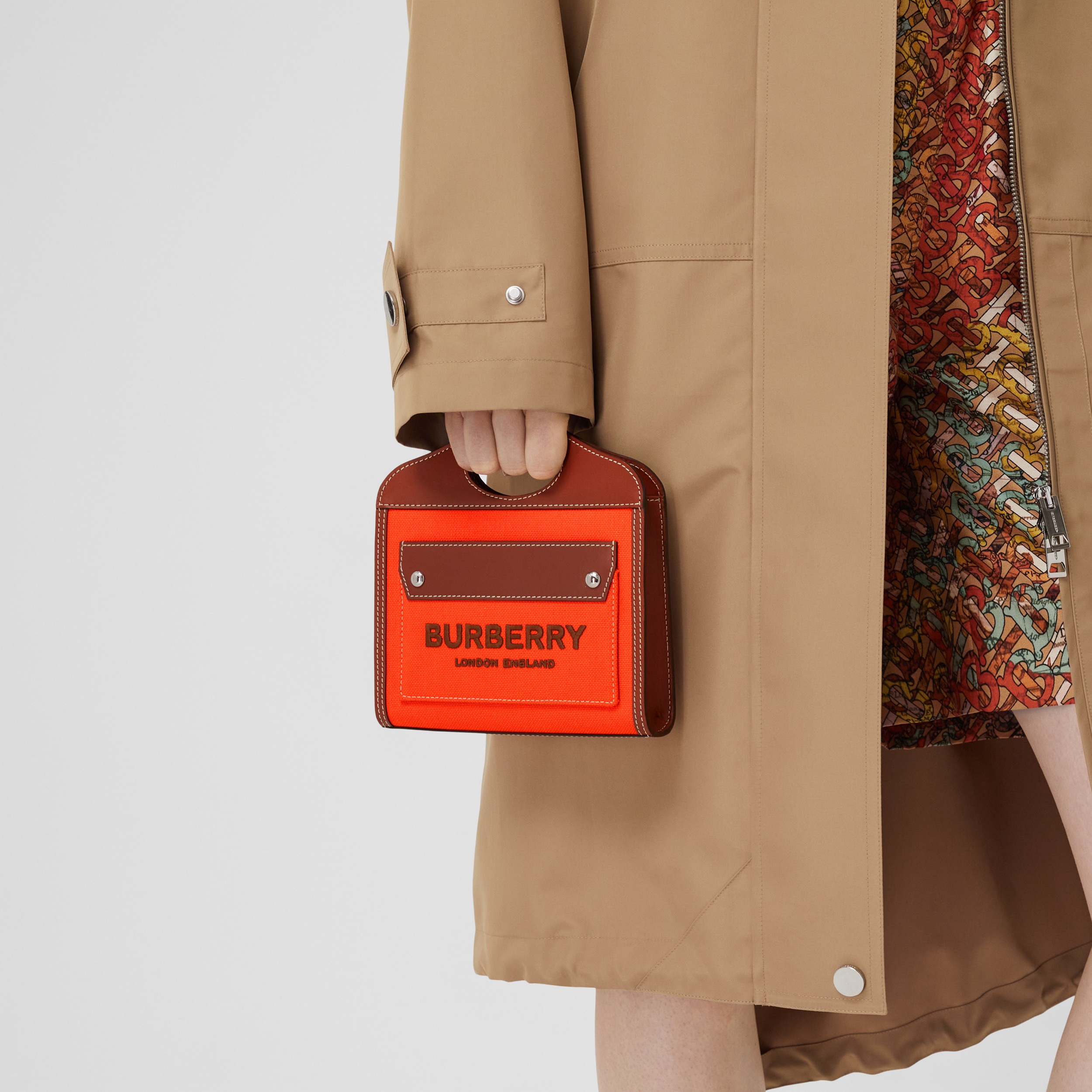 Zweifarbige Pocket Bag aus Canvas und Leder im Mikroformat (Orange) - Damen | Burberry® - 3