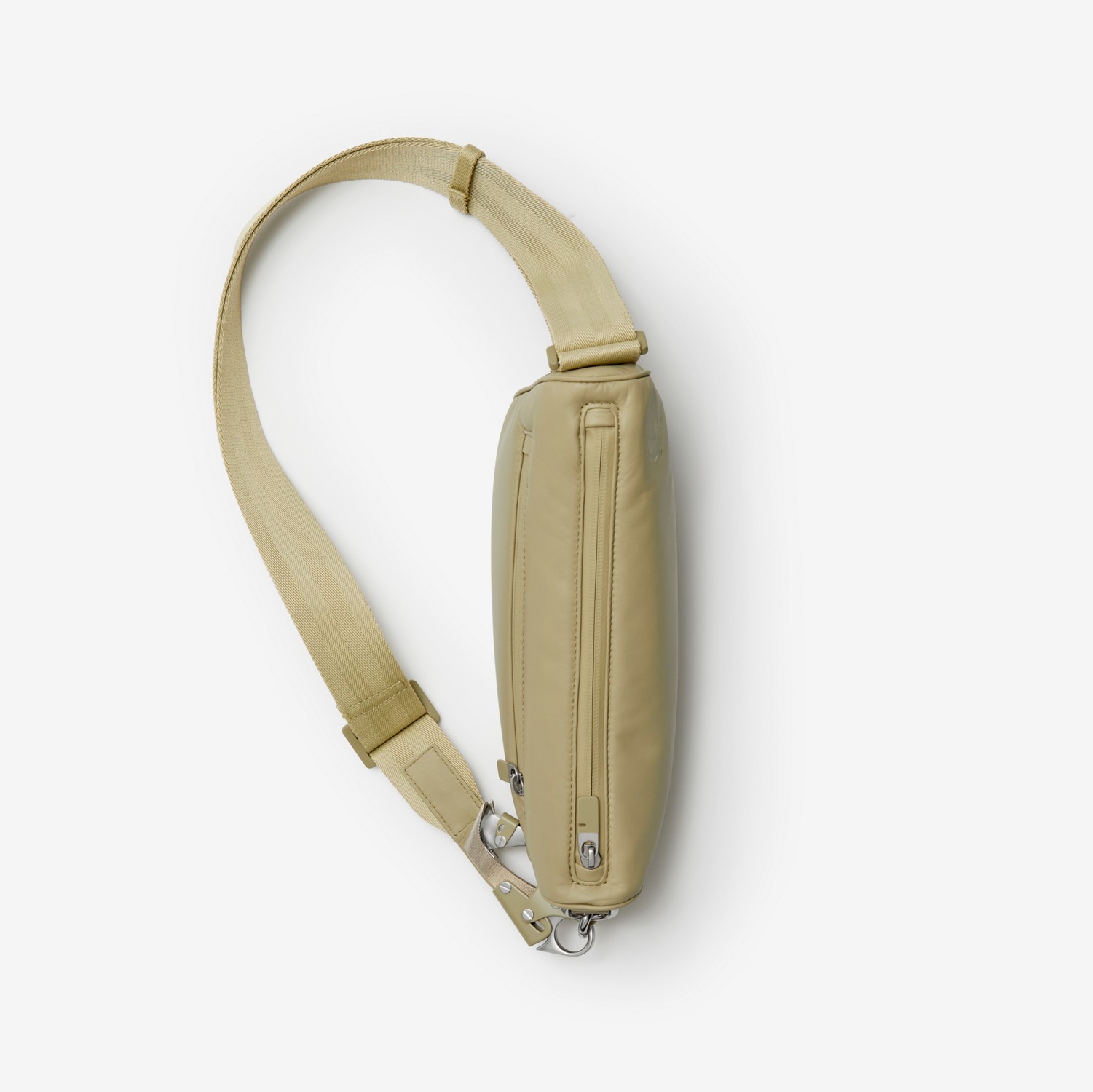 シールド クロスボディバッグ (ハンター) - メンズ | Burberry シールド クロスボディバッグ (ハンター) - メンズ | Burberry
