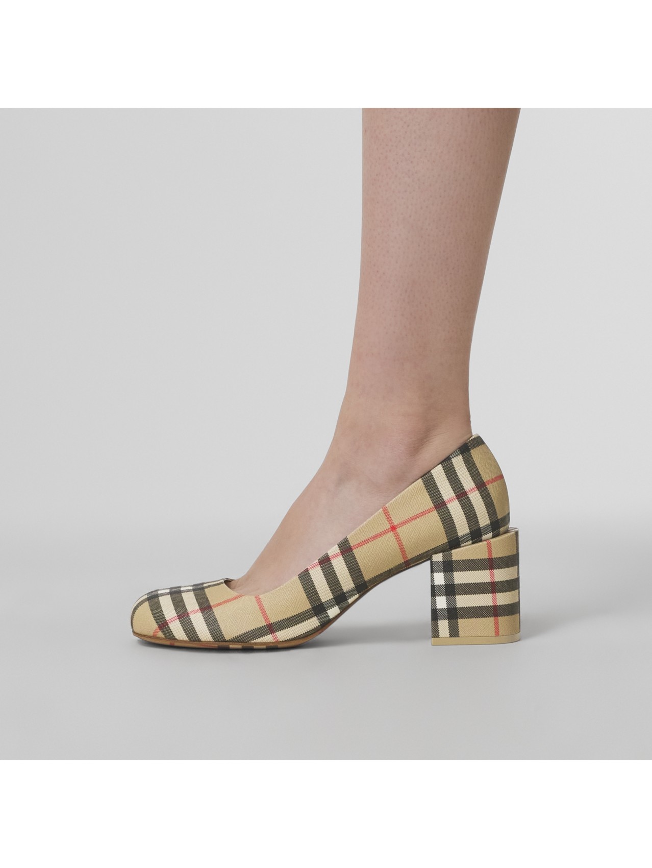burberry women's pumps