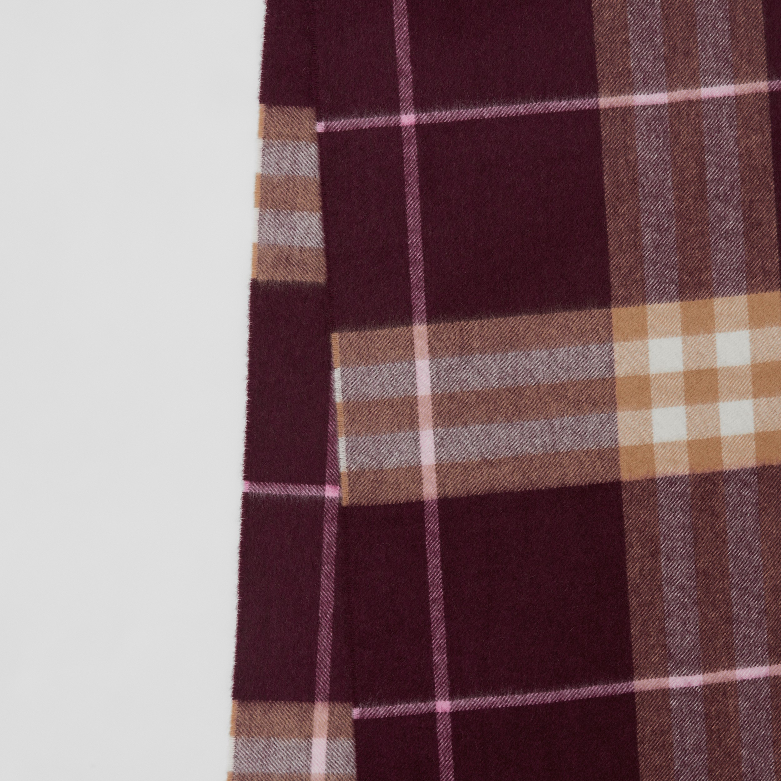 Check Cashmere Scarf in Burgundy/bubblegum | Burberry® Official - 2