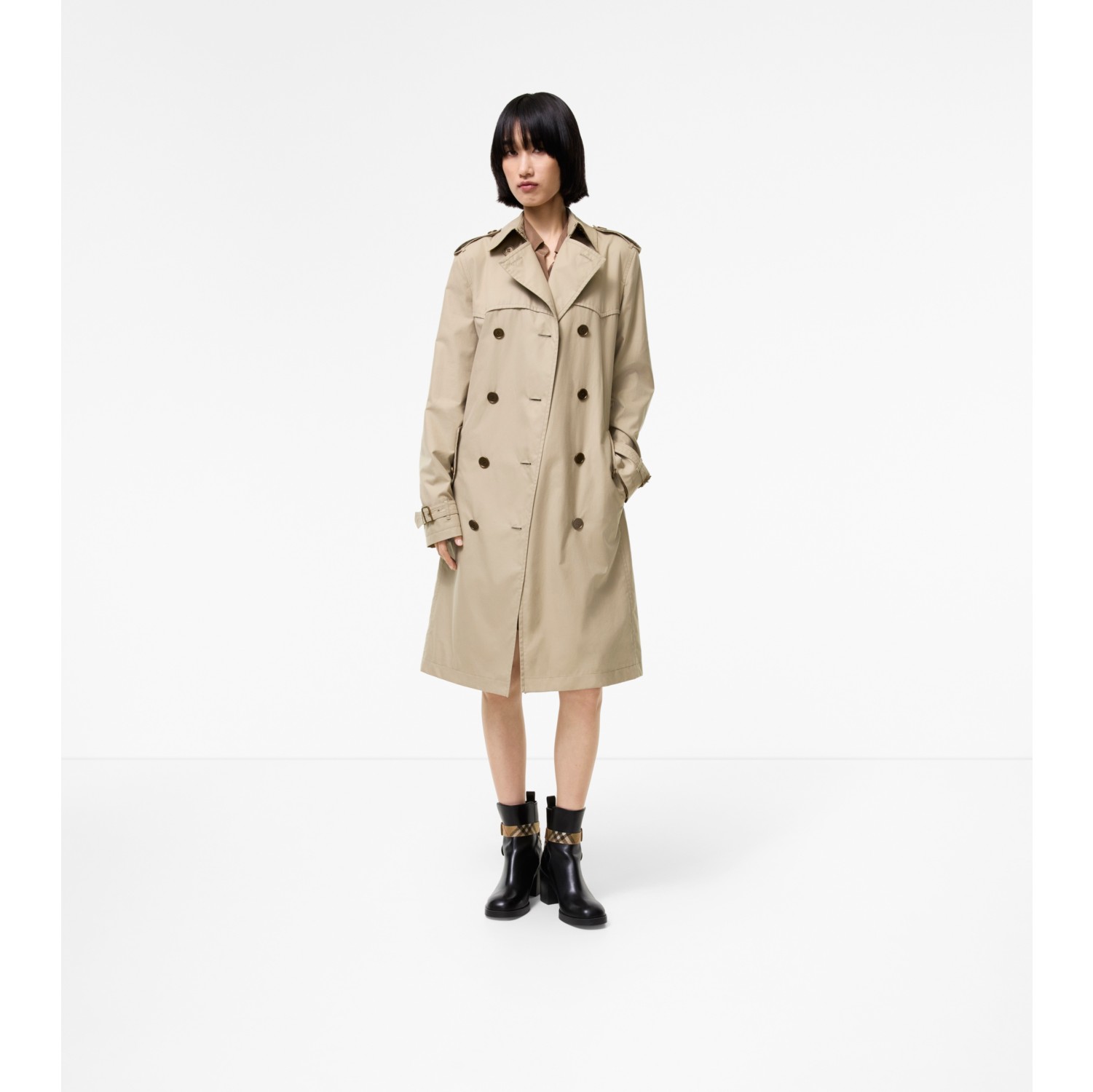 Long Silk-lined Tropical Gabardine Foxfield Trench Coat in Saltmarsh beige - Women | Burberry® Official