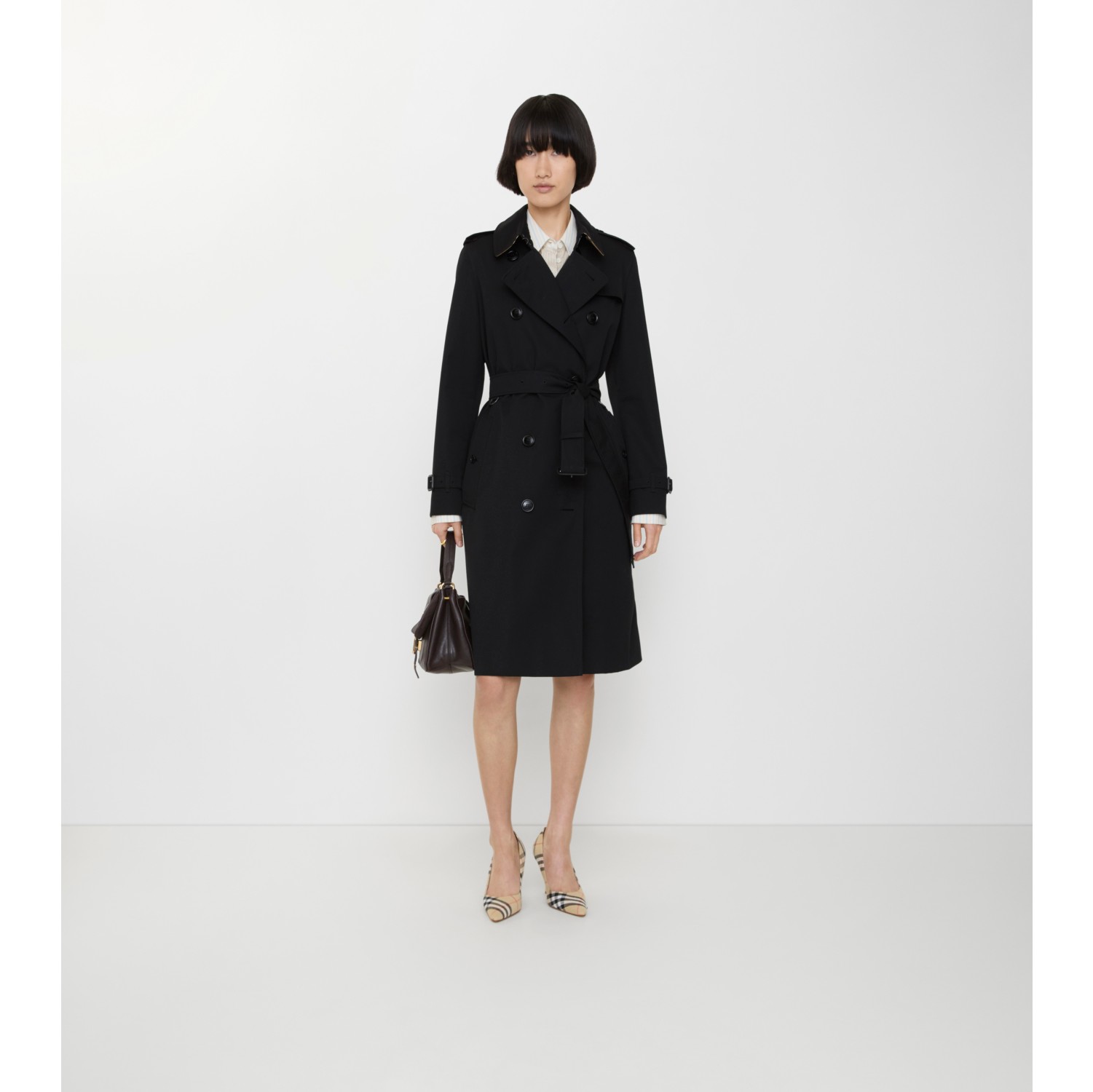 Burberry ブラック ロングコート Long Gabardine Fitzrovia Trench Coat in Black - Women, Cotton