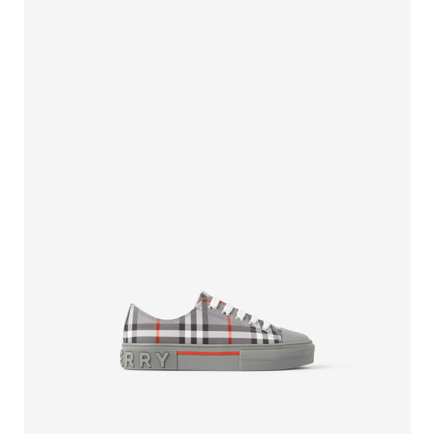 Converse burberry hot sale