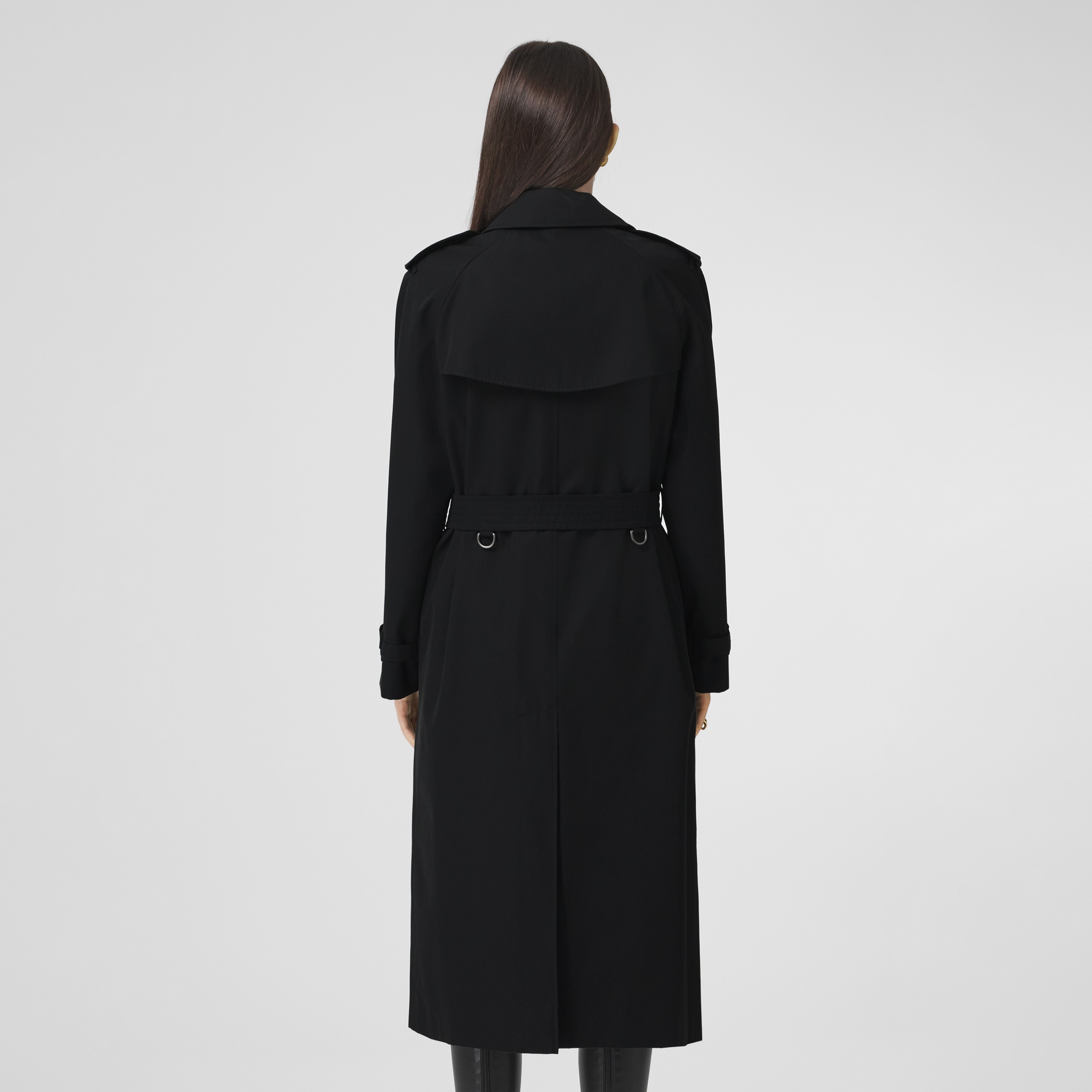 The Long Waterloo Heritage Trench Coat in Black - Women | Burberry® Official - 3