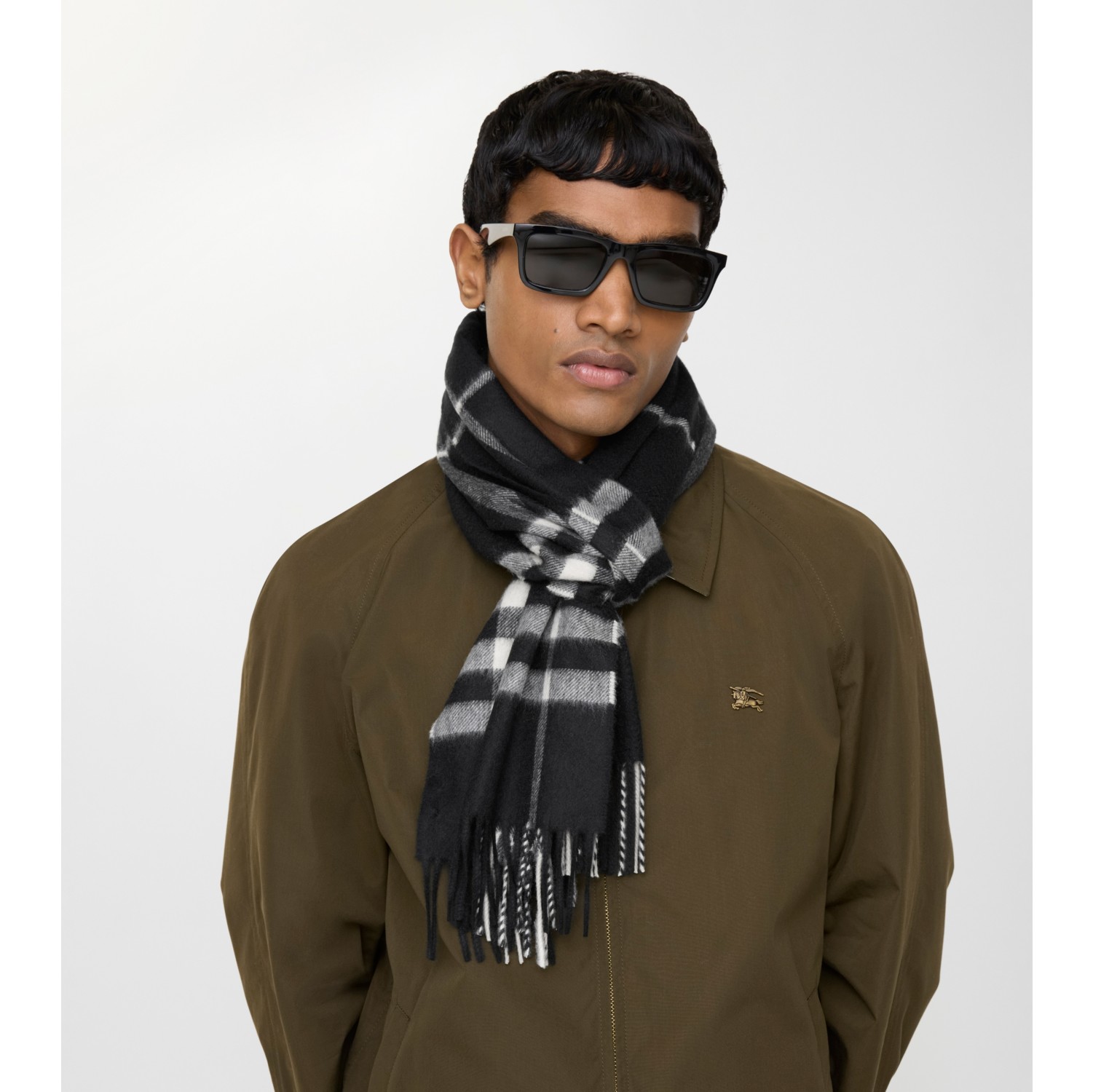 Check Cashmere Scarf in Black/calico | Burberry® Official