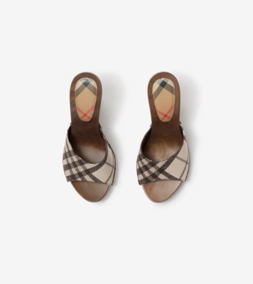 ウィメンズ デザイナー サンダル｜Burberry® 公式サイト