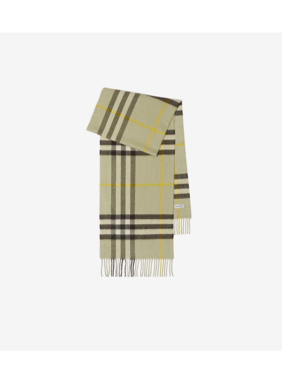 Burberry store scarf initials