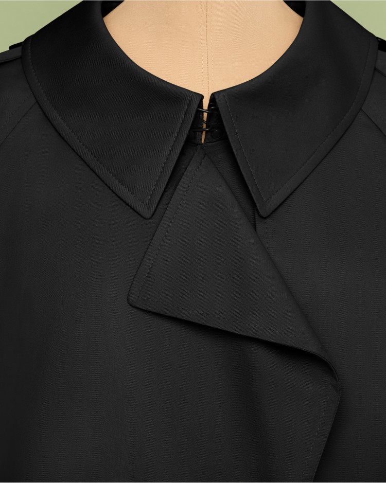 Long Gabardine Fitzrovia Trench Coat in Black - Women, Cotton